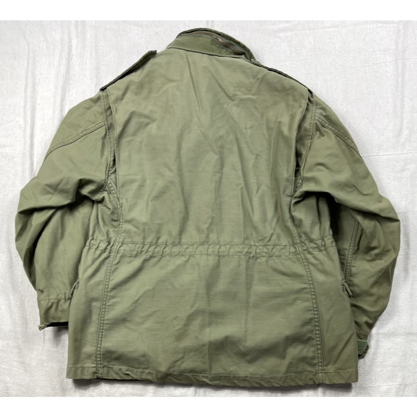 Vintage VINTAGE Army Military Jacket Green Canvas Lined Field Coat M Men Mid-Length Militaria Decade Militaria Mens Coat Size US M / EU 48-50 / 2 - 2 Thumbnail