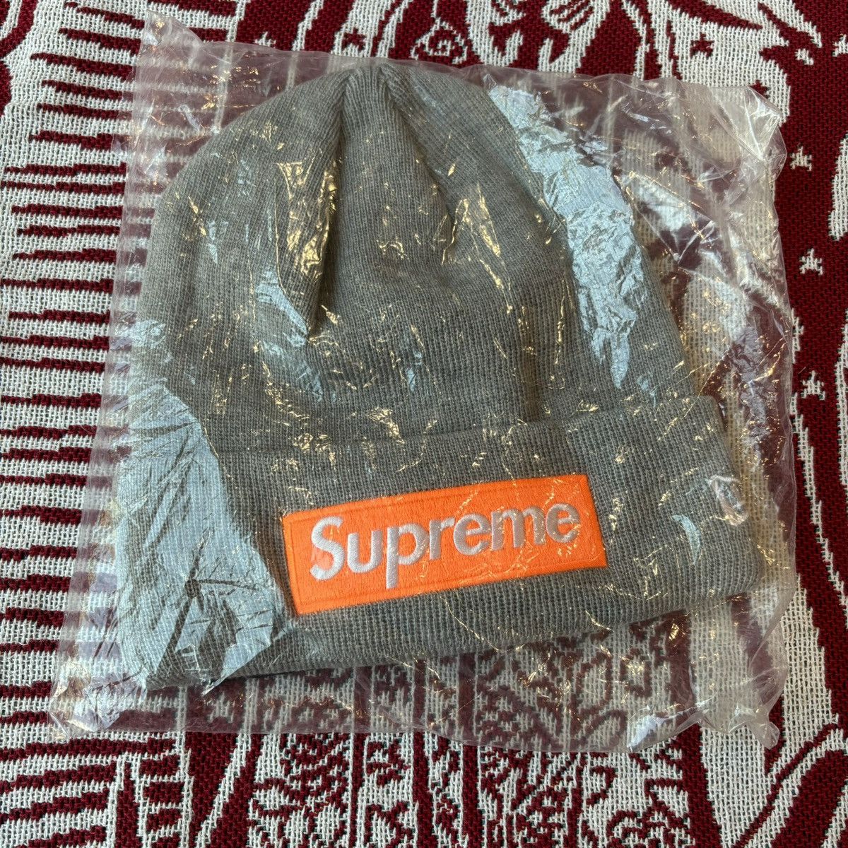 New Era × Supreme FW17 Supreme New Era Box Logo Beanie Heather Grey Size ONE SIZE - 7 Thumbnail