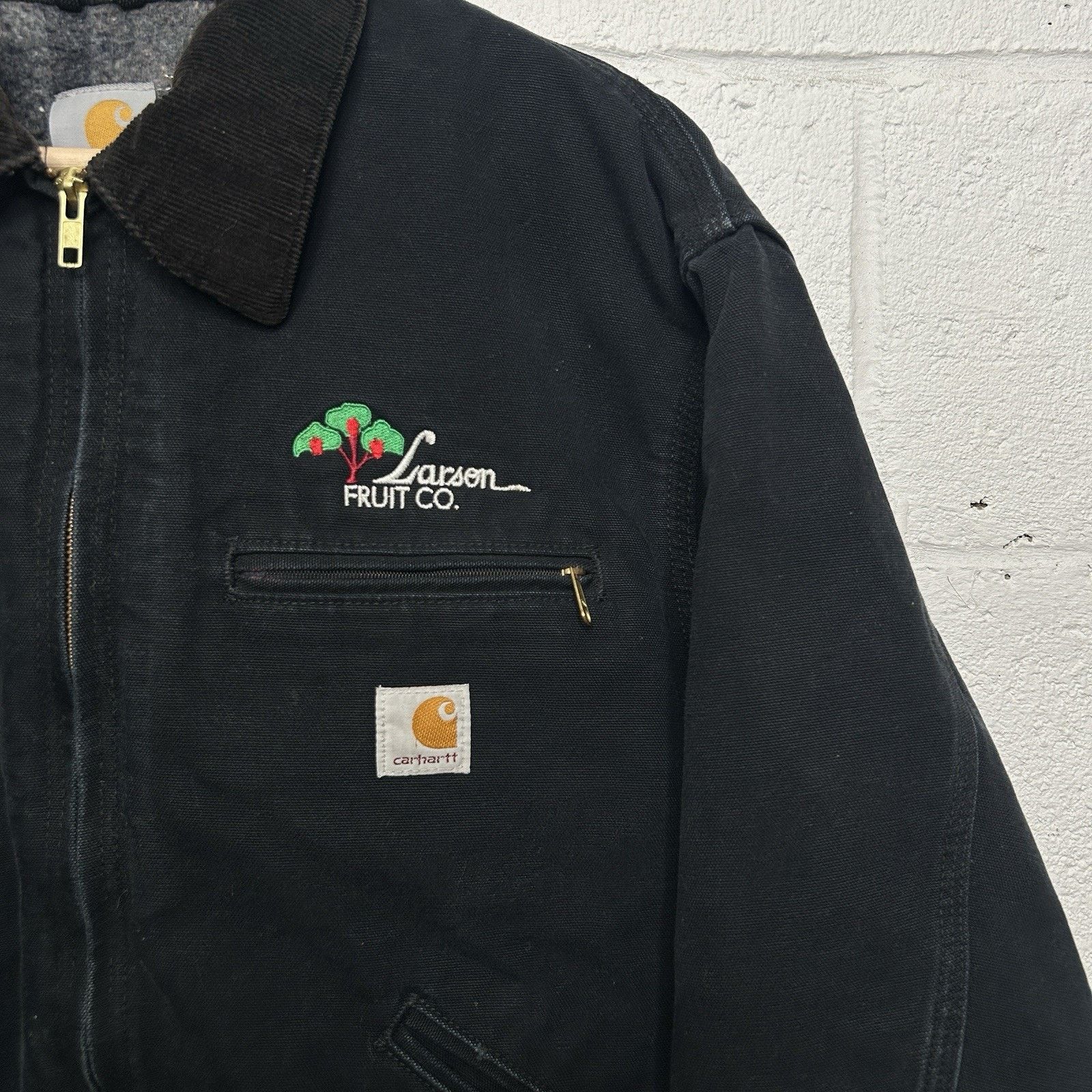 Vintage Carhartt Blanket-Lined Detroit Jacket “Black” J001