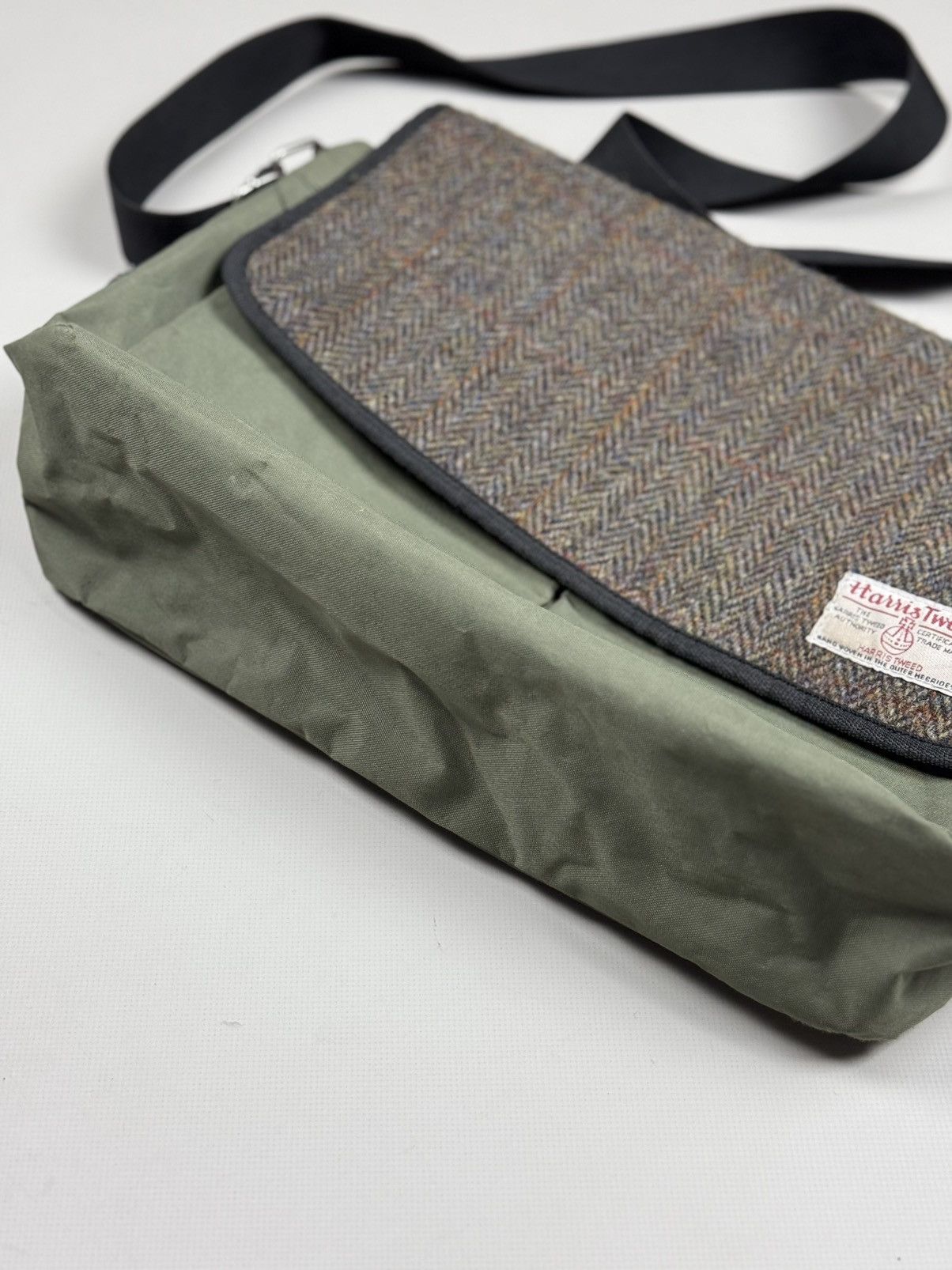 Harris Tweed Harris Tweed Wool Messenger Crossbody Shoulder Bag Size ONE SIZE - 10 Thumbnail