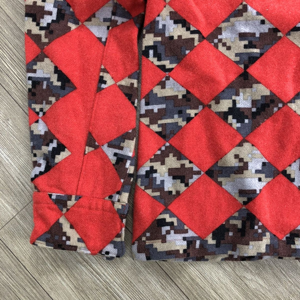 Comme des Garcons Homme AW03 Comme des Garcons Check Pixel Red Wool Long Shirt CDG Size US S / EU 44-46 / 1 - 7 Thumbnail