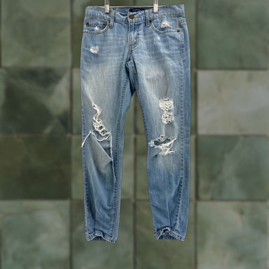 Levi's VINTAGE Levis 513 Boyfriend Jeans Womens 1 M Distressed Light Wash Denim Shirt Size 25" / US 0 / IT 36 - 1 Thumbnail