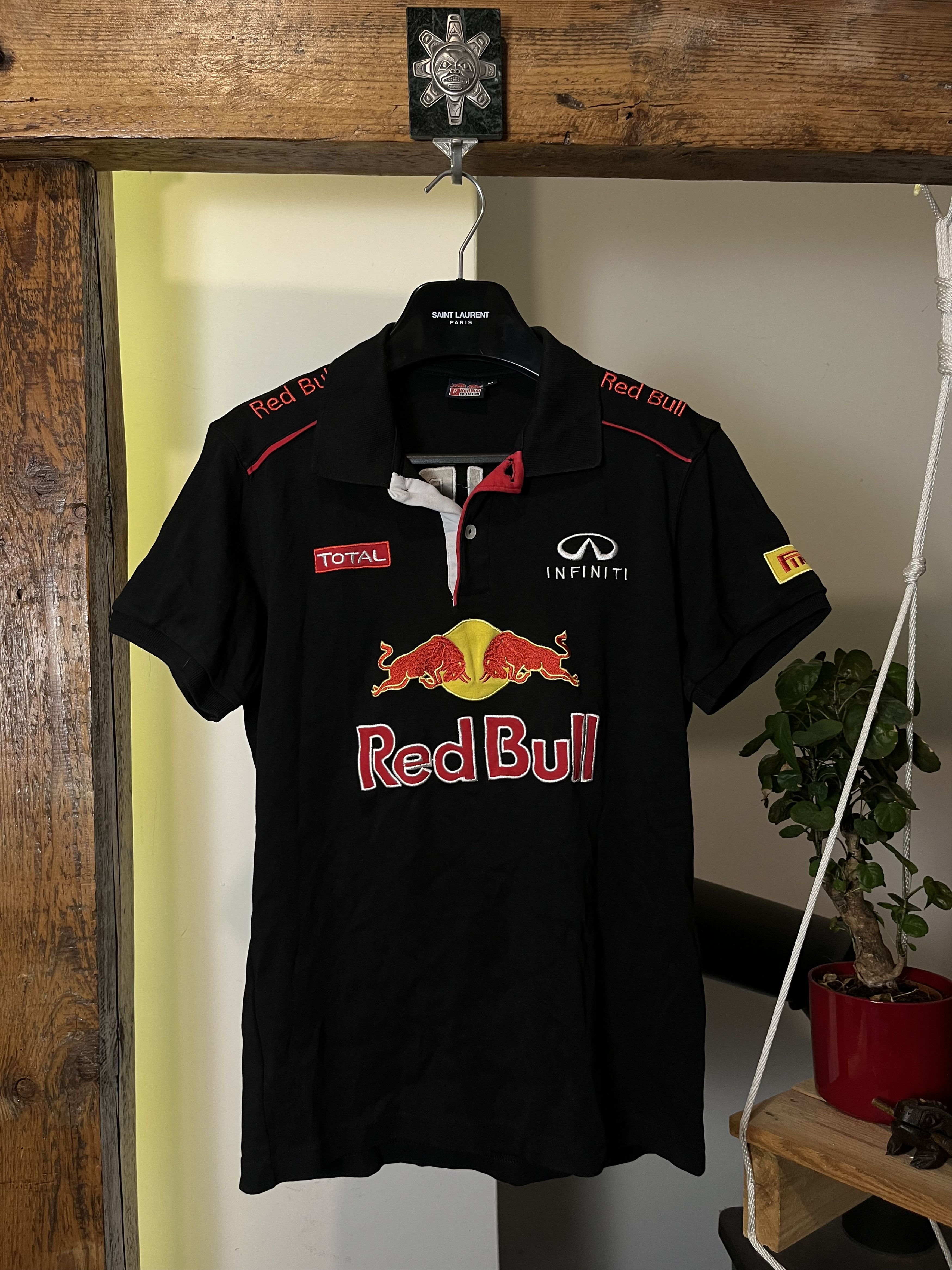 Red Bull × Vintage Polo Red Bull Pirelli F1 Racing Polo Size US M / EU 48-50 / 2 - 1 Thumbnail