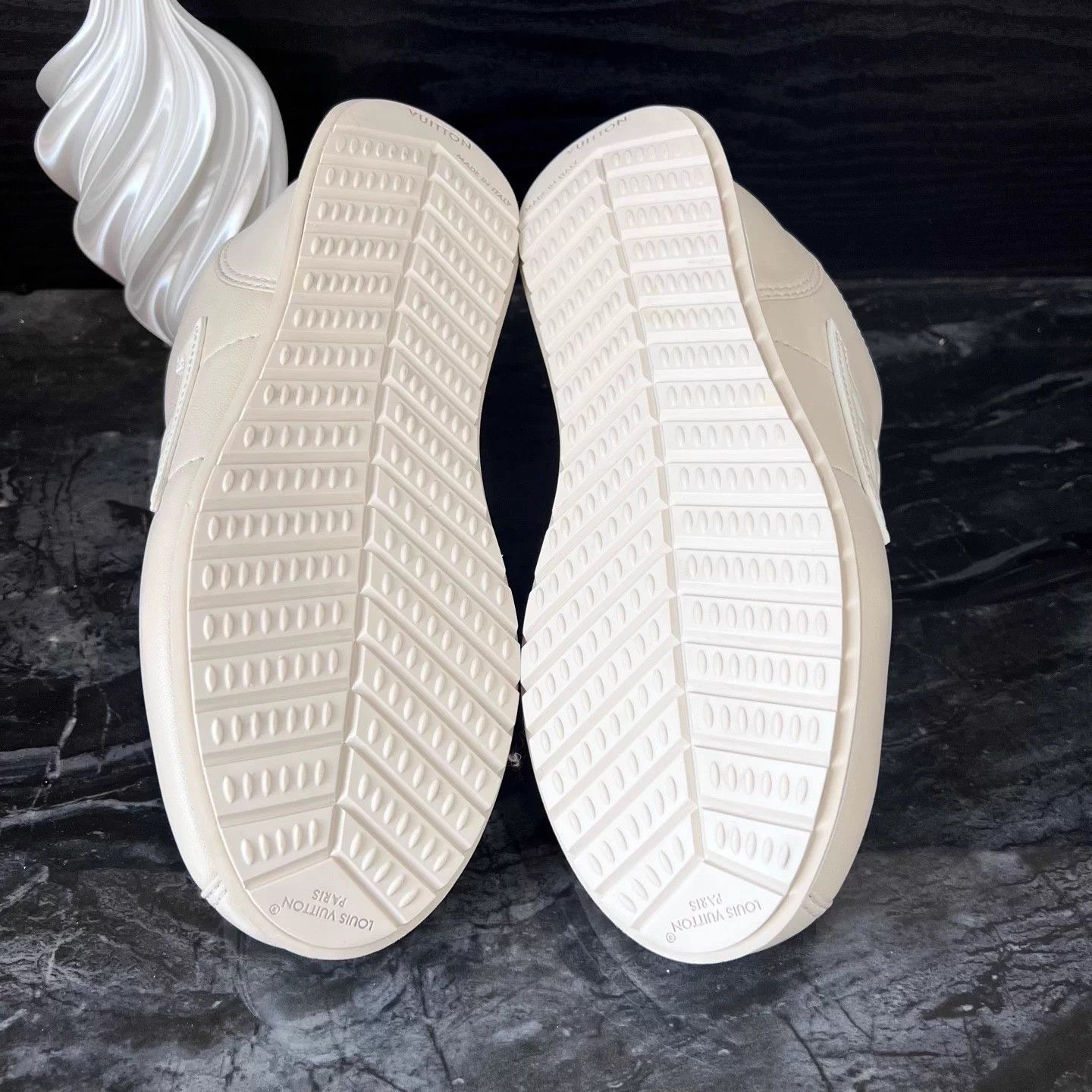 Louis Vuitton × Nigo Nigo x Beige Nike Cortez 40.5 99 New Trainers Size US 7.5 / EU 40-41 - 5 Thumbnail