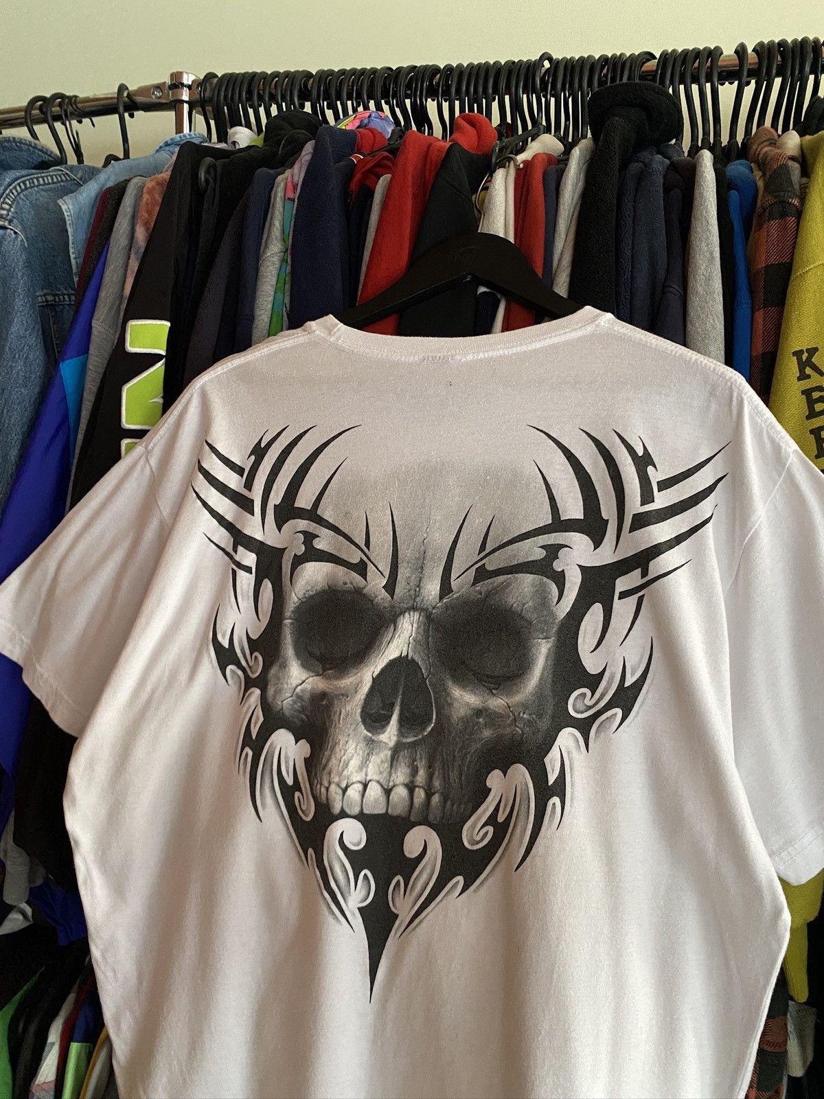 Vintage VINTAGE SPIRAL TRIBAL SKULL T-SHIRT DOUBLE PRINT Size US XL / EU 56 / 4 - 2 Thumbnail