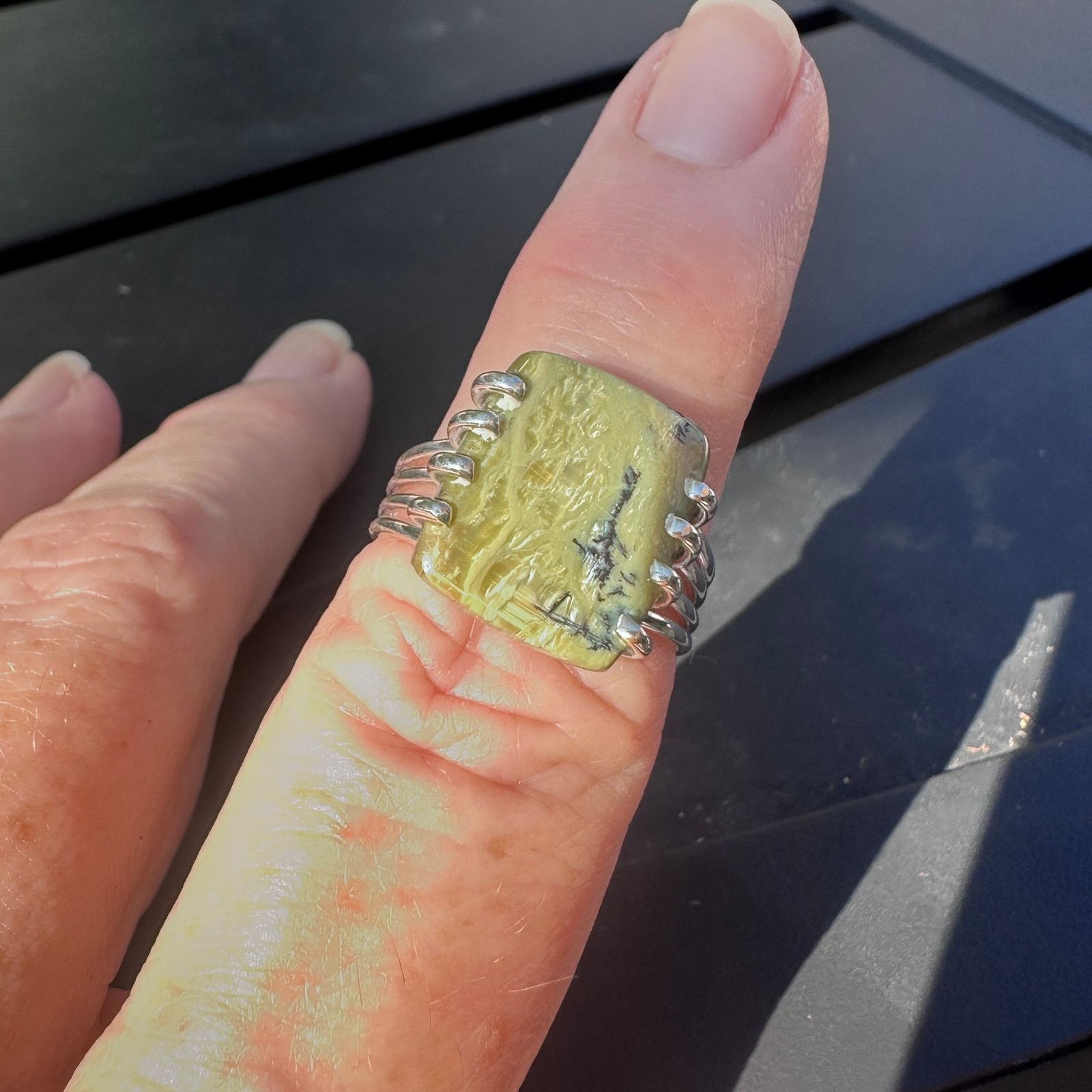 The Unbranded Brand Tanzania Imperial Opal Sterling Silver Ring Size ONE SIZE - 12 Thumbnail