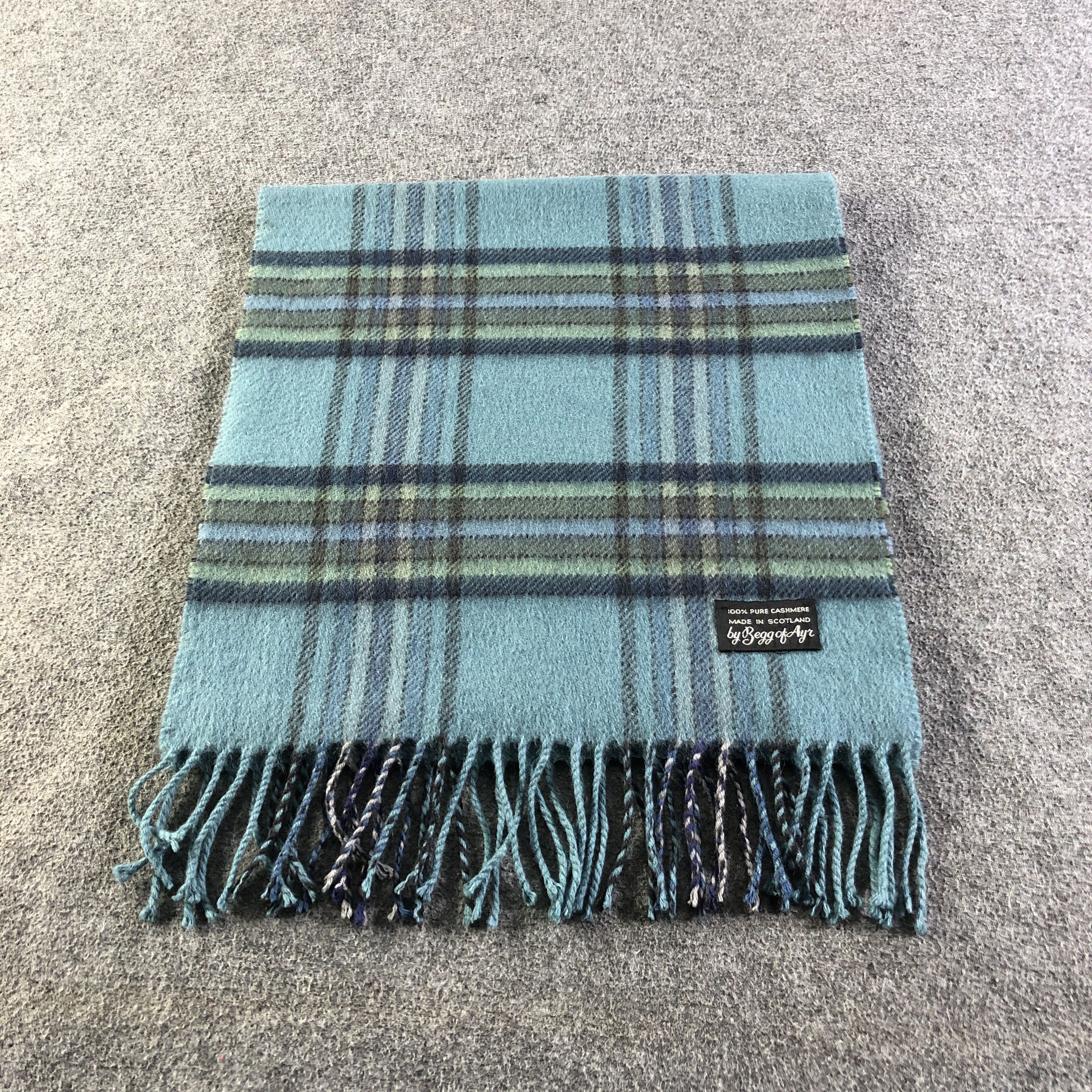 Begg x Co Begg of Ayr Tartan Cashmere Scarf Muffler Neckwear V2808 Size ONE SIZE - 2 Thumbnail