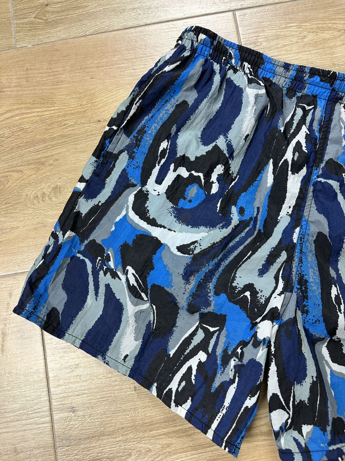 Nike × Vintage Vintage 90’s Nike Nylon Abstract All Over Print Swim Shorts Size US 32 / EU 48 - 3 Thumbnail
