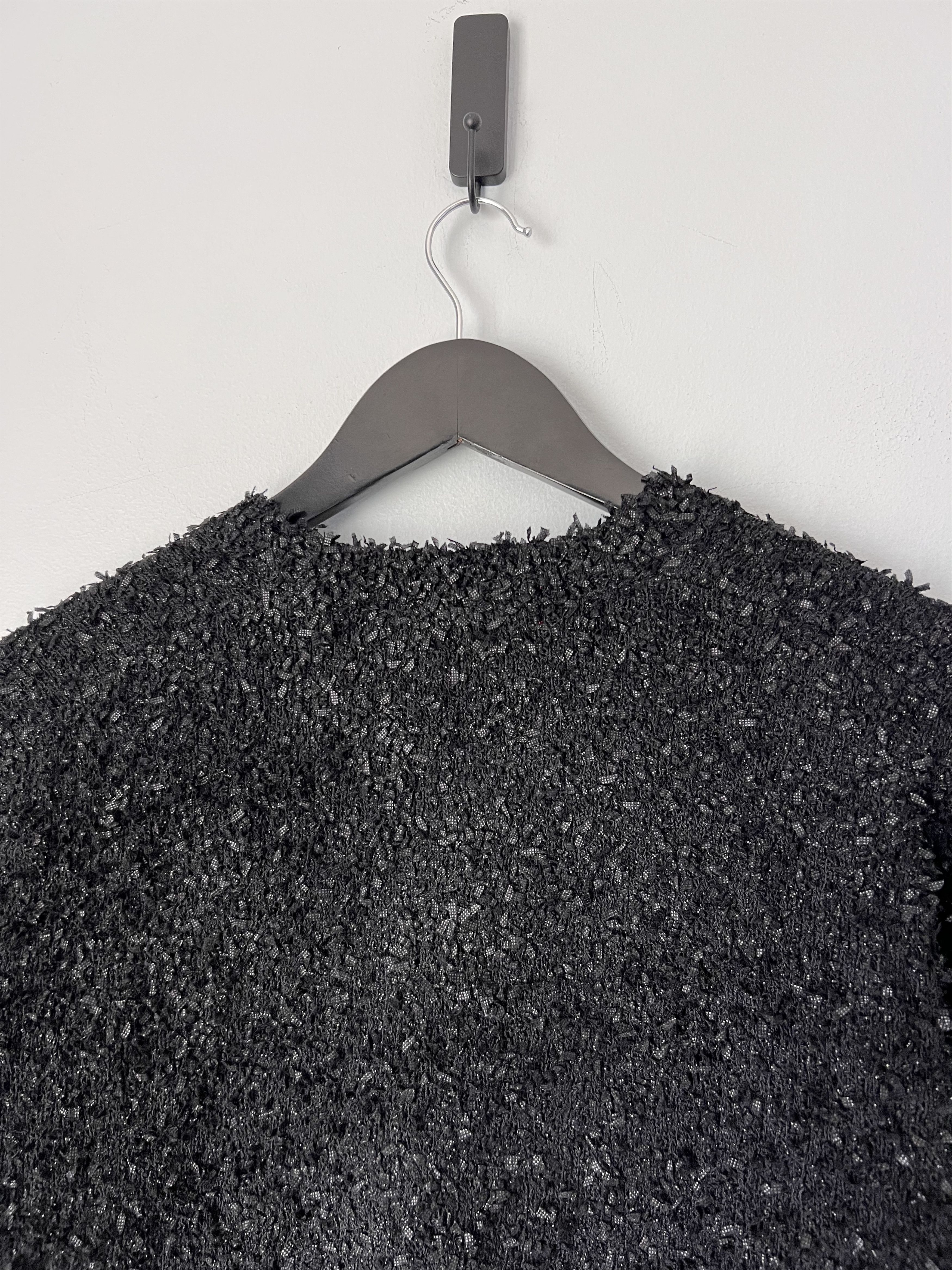 Supreme Supreme Textured Arc Logo Sweater in Black Size US XL / EU 56 / 4 - 6 Thumbnail