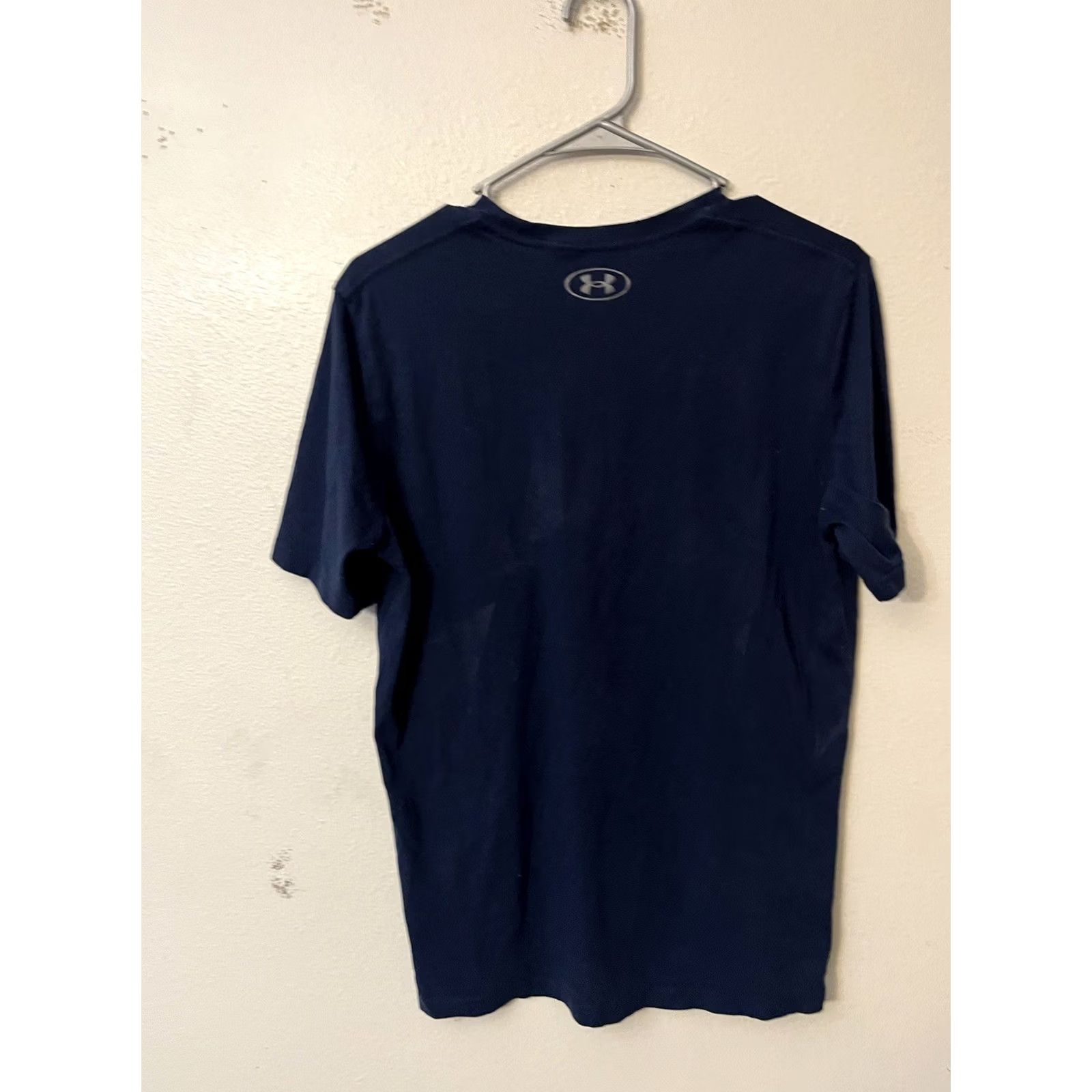 Under Armour Under Armour T-Shirt Men’s Medium Short Sleeve Graphic Navy Blue CrewNeck Shirt Size US M / EU 48-50 / 2 - 2 Thumbnail