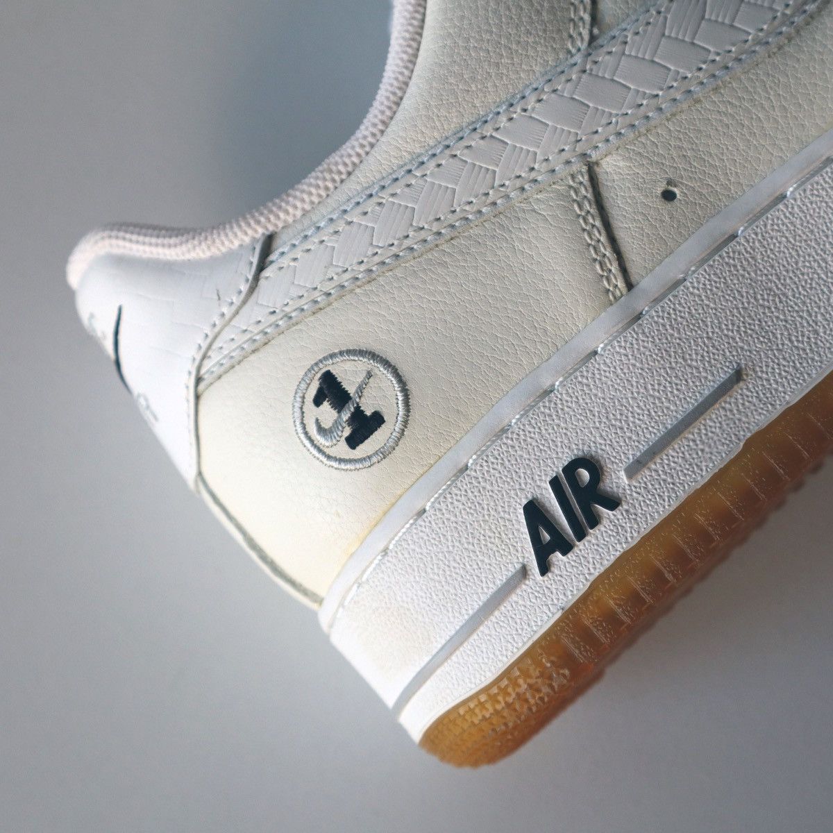 Nike 2005 Nike Air Force 1 AF1 Deadstock Brand New Size 9 Size US 9 / EU 42 - 11 Thumbnail