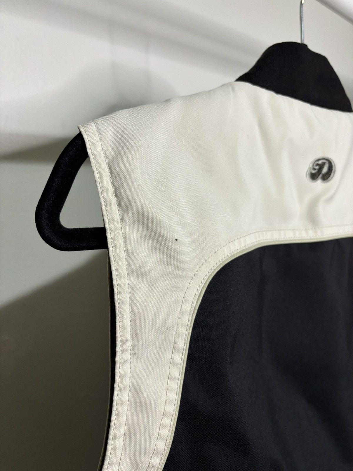 Vintage Vintage 1990s Cream Black Zip-Up Snowboard Vest Size US M / EU 48-50 / 2 - 8 Thumbnail