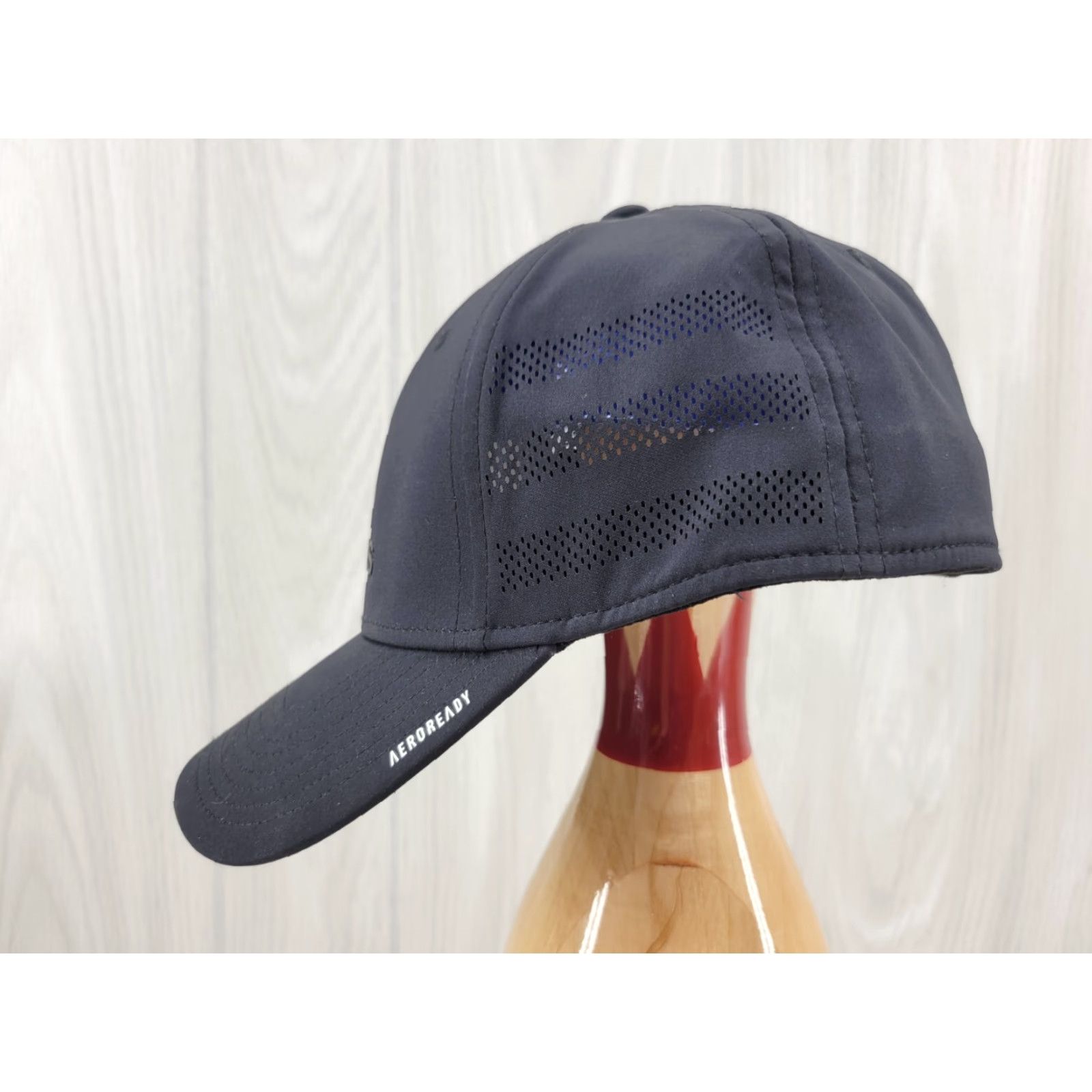 Adidas Adidas Men's Aeroready Black on Black Hat Size S/M Baseball Cap Men Black Logo Solid Casual Size ONE SIZE - 7 Thumbnail