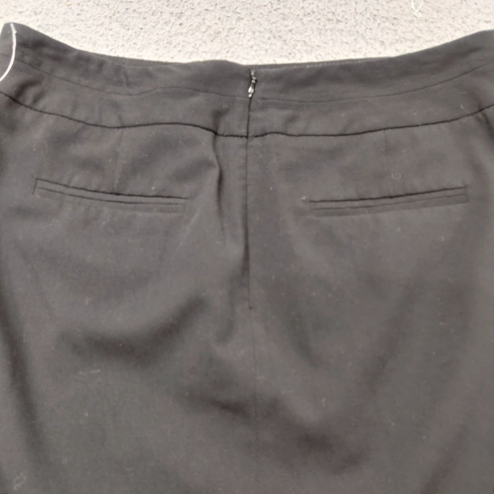 Worthington Worthington Petite Skirt Women 8P Black Pencil Pockets Zipper Preppy Cute Midi Skirt Womens Size 30" / US 8 / IT 44 - 3 Thumbnail