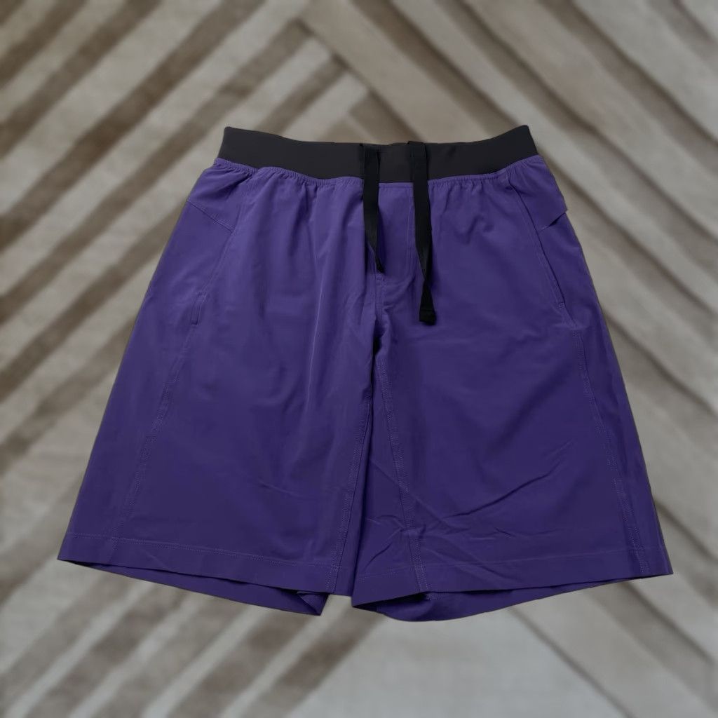 Lululemon Lululemon T.H.E. Shorts Mens Large Purple Drawstring Athletic Gym Athleisure Linerless Multicolor Pockets 10.5” Inseam Size US 33 - 1 Thumbnail