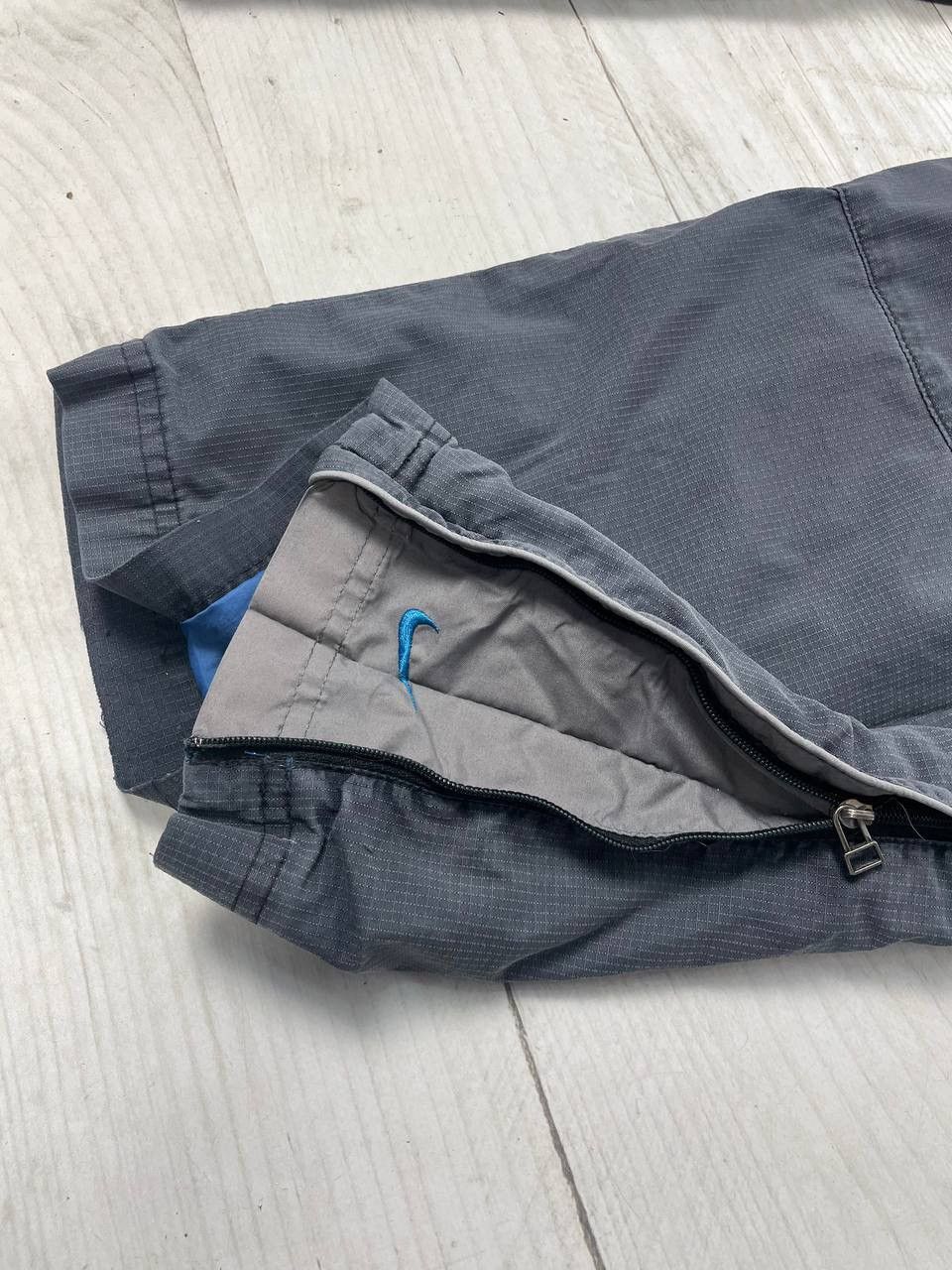 Nike Vintage Nike Track Pants Nylon 00s Swoosh Big Logo Size US 32 / EU 48 - 9 Thumbnail