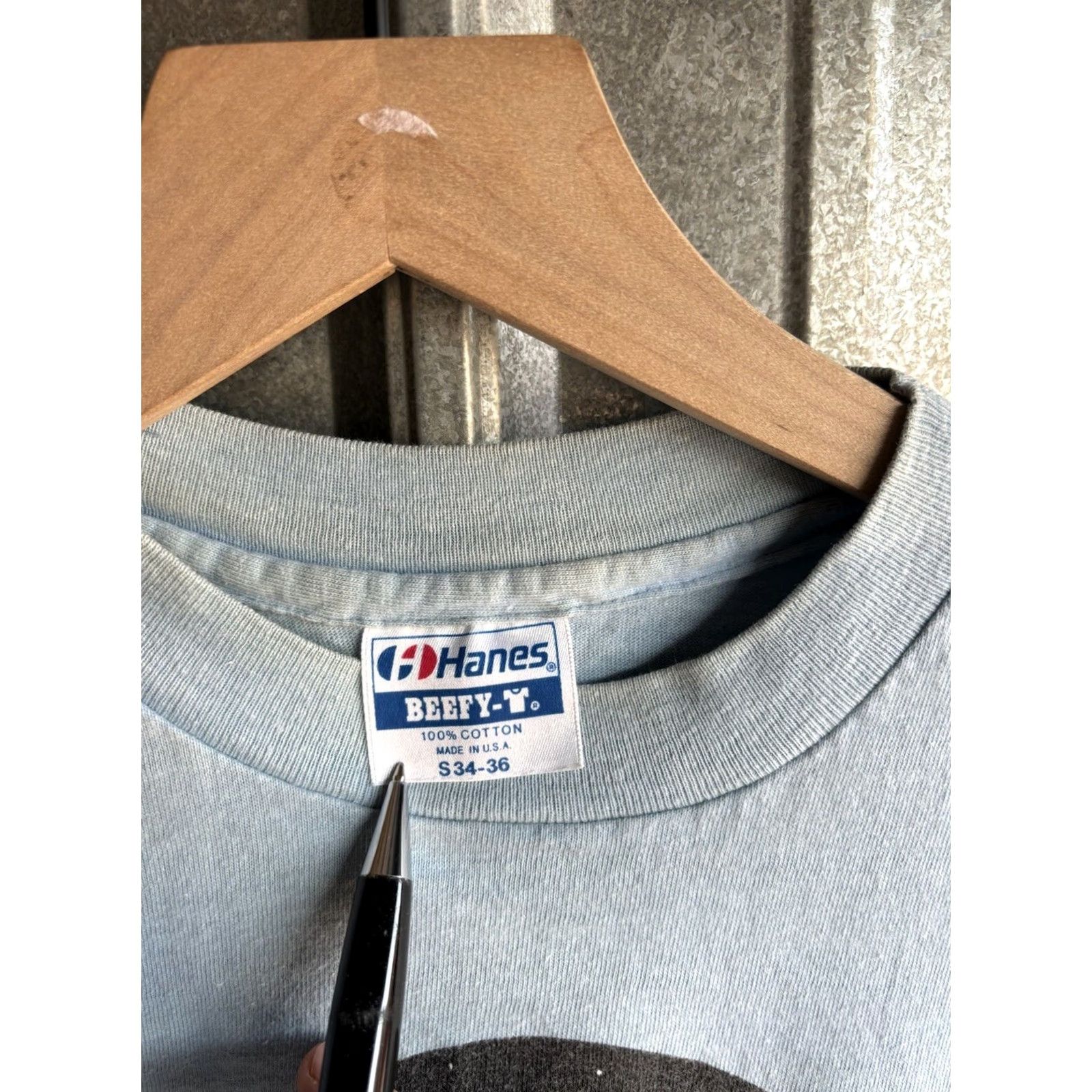Hanes VINTAGE Hanes Sterling Vineyards Tee S Cotton Crew Neck Short Sleeve Blue 80s 90s Art USA Mens T-Shirt Size US S / EU 44-46 / 1 - 5 Thumbnail