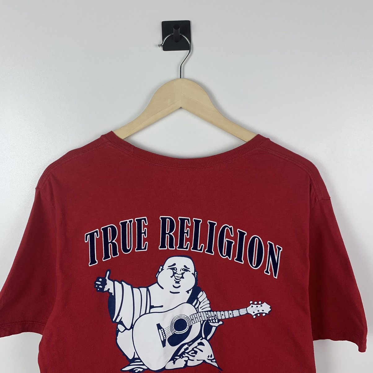 True Religion True Religion Big Logo Tee Red Size M Y2K USA Size US M / EU 48-50 / 2 - 2 Thumbnail