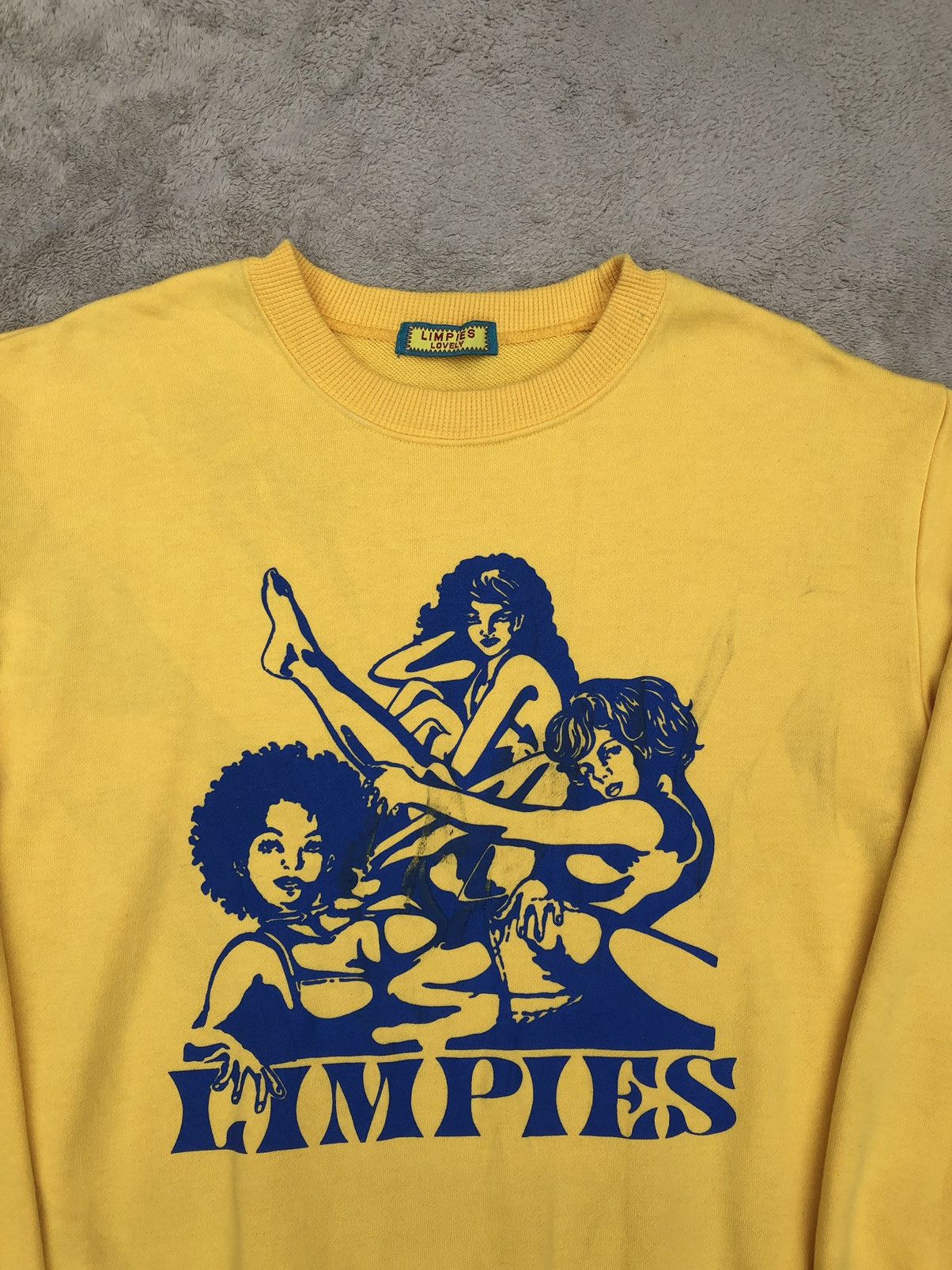 Vintage Vintage Limpies Lovely Charlie’s Angels Sweatshirt Size US S / EU 44-46 / 1 - 3 Thumbnail