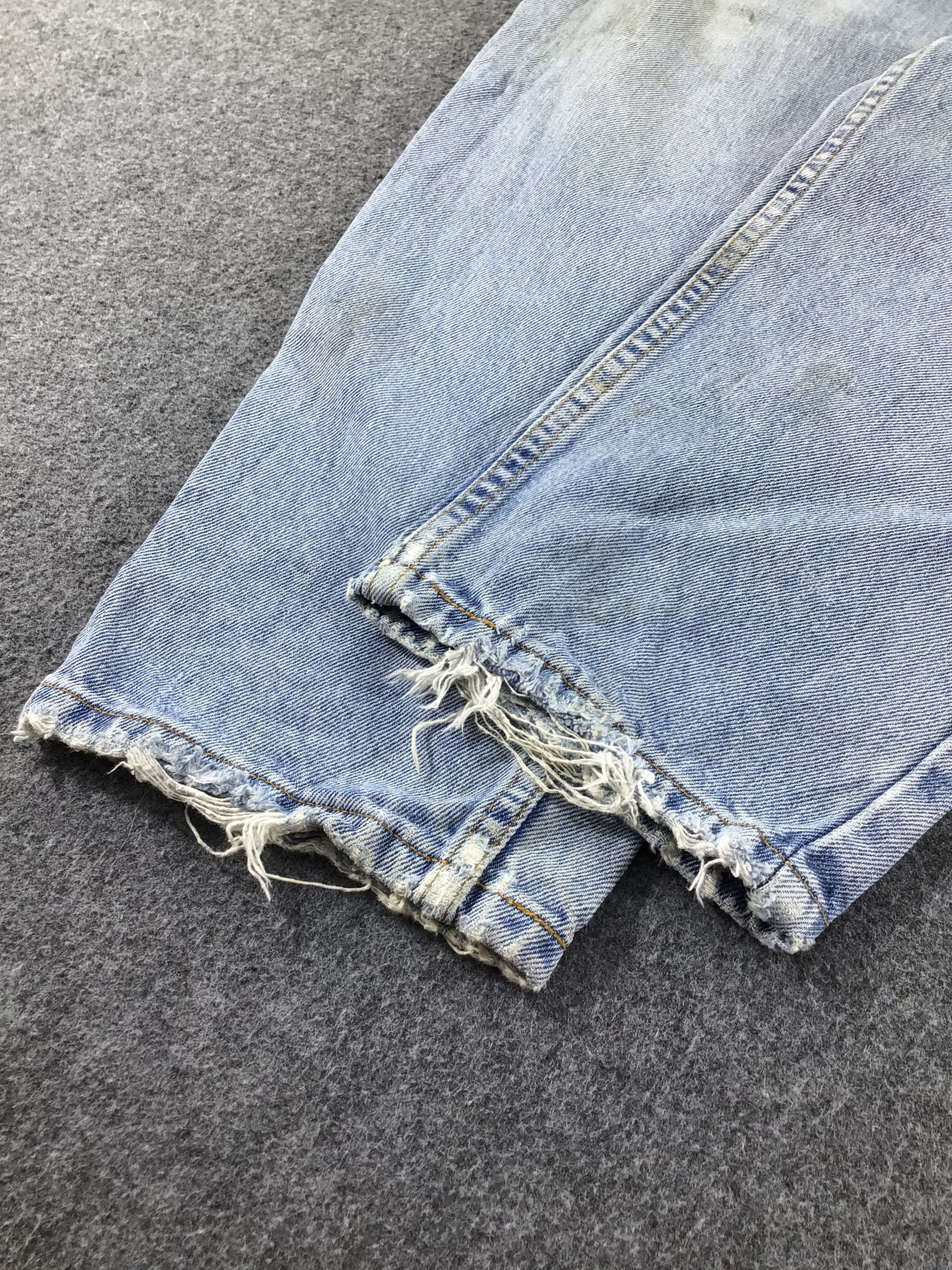 Levi's Vintage Levis 560 Jeans Distress Faded Blue Denim -J559 Size US 30 / EU 46 - 6 Thumbnail