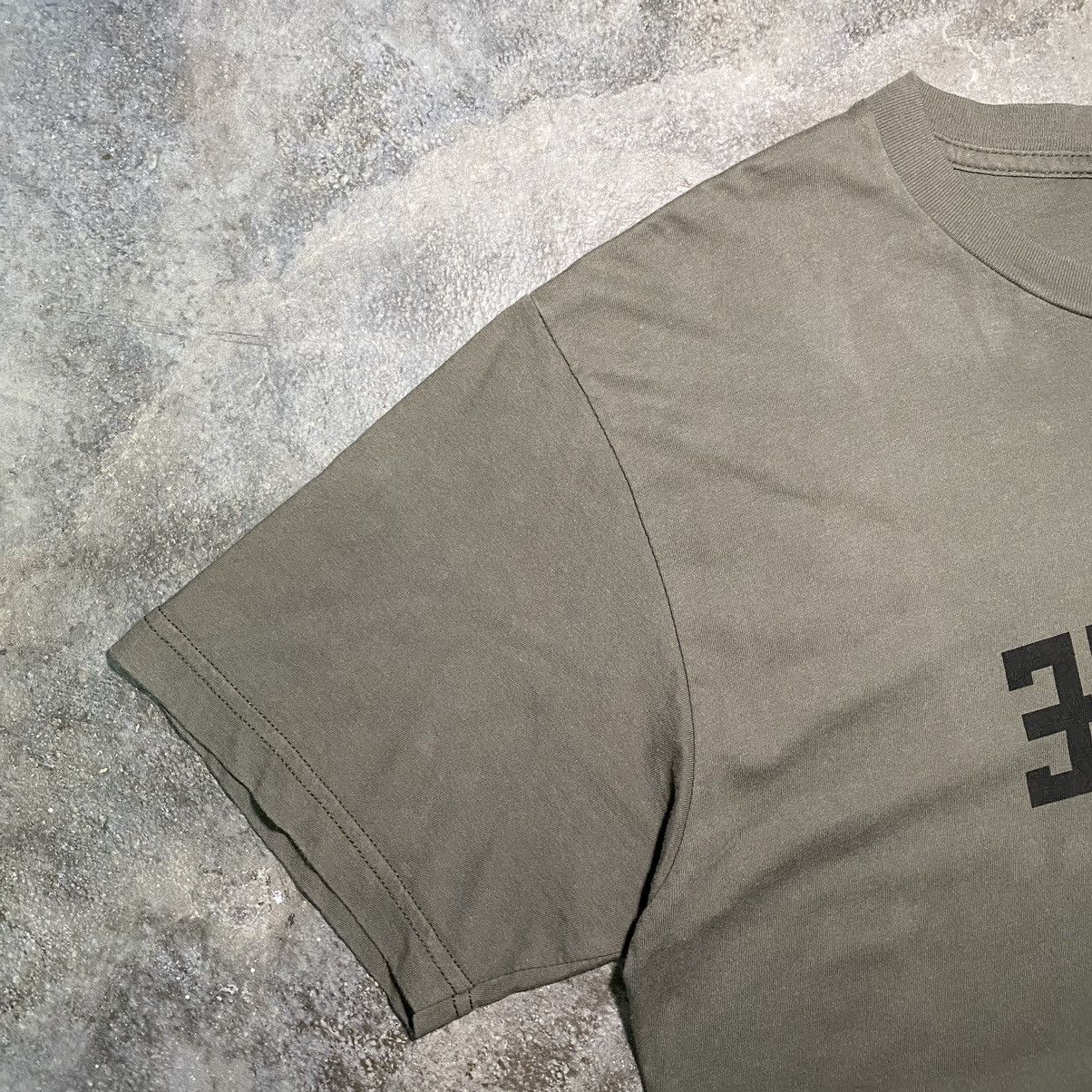 Chrome Industries Vintage Chrome Industries Reverse Spellout T Shirt Size US L / EU 52-54 / 3 - 4 Thumbnail
