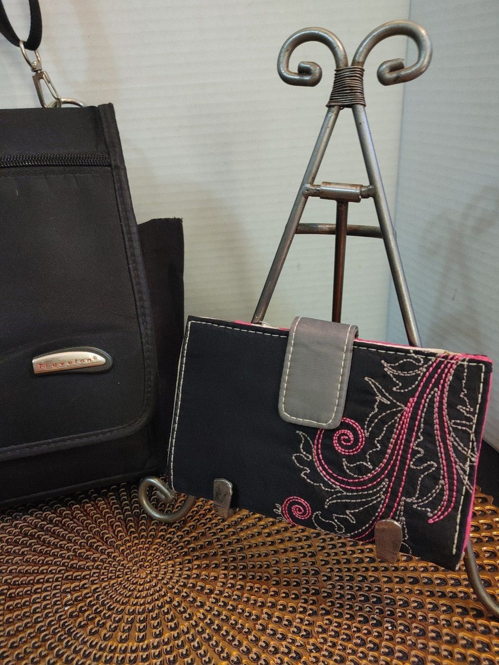 Away Travel Travelon Anti Theft Crossbody & Wallet Travel Set x2 Size ONE SIZE - 2 Thumbnail
