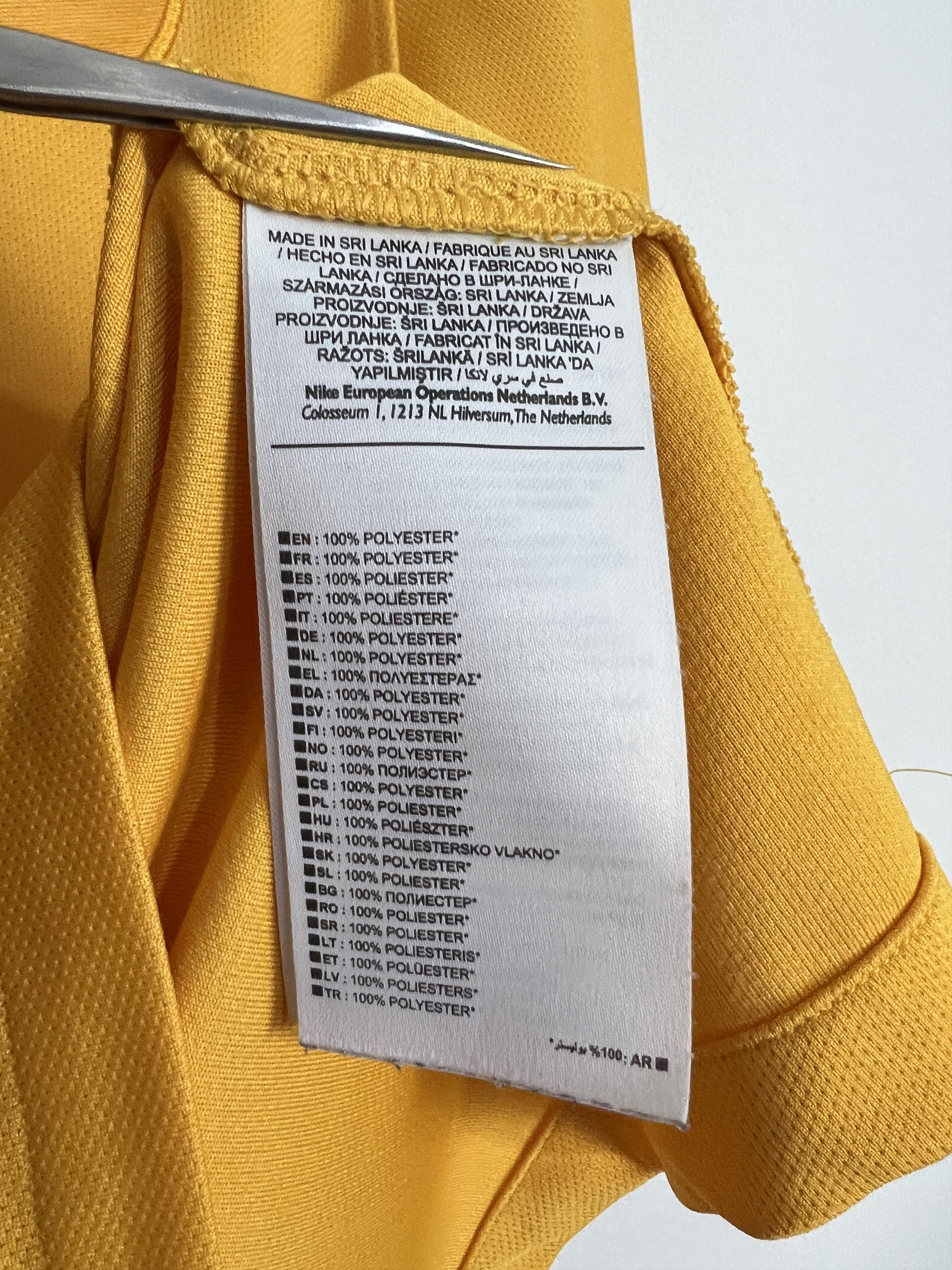 Nike Australia Home football shirt 2014 Soccer Nike Jersey Mens Size US M / EU 48-50 / 2 - 9 Thumbnail