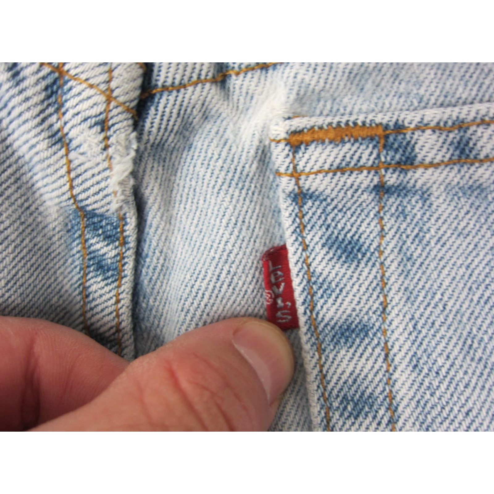 Levi's VINTAGE Levi's 521 Jeans Womens 27x25 Blue Denim Tapered 10 Petite Made in USA Size 32" / US 10 / IT 46 - 4 Thumbnail