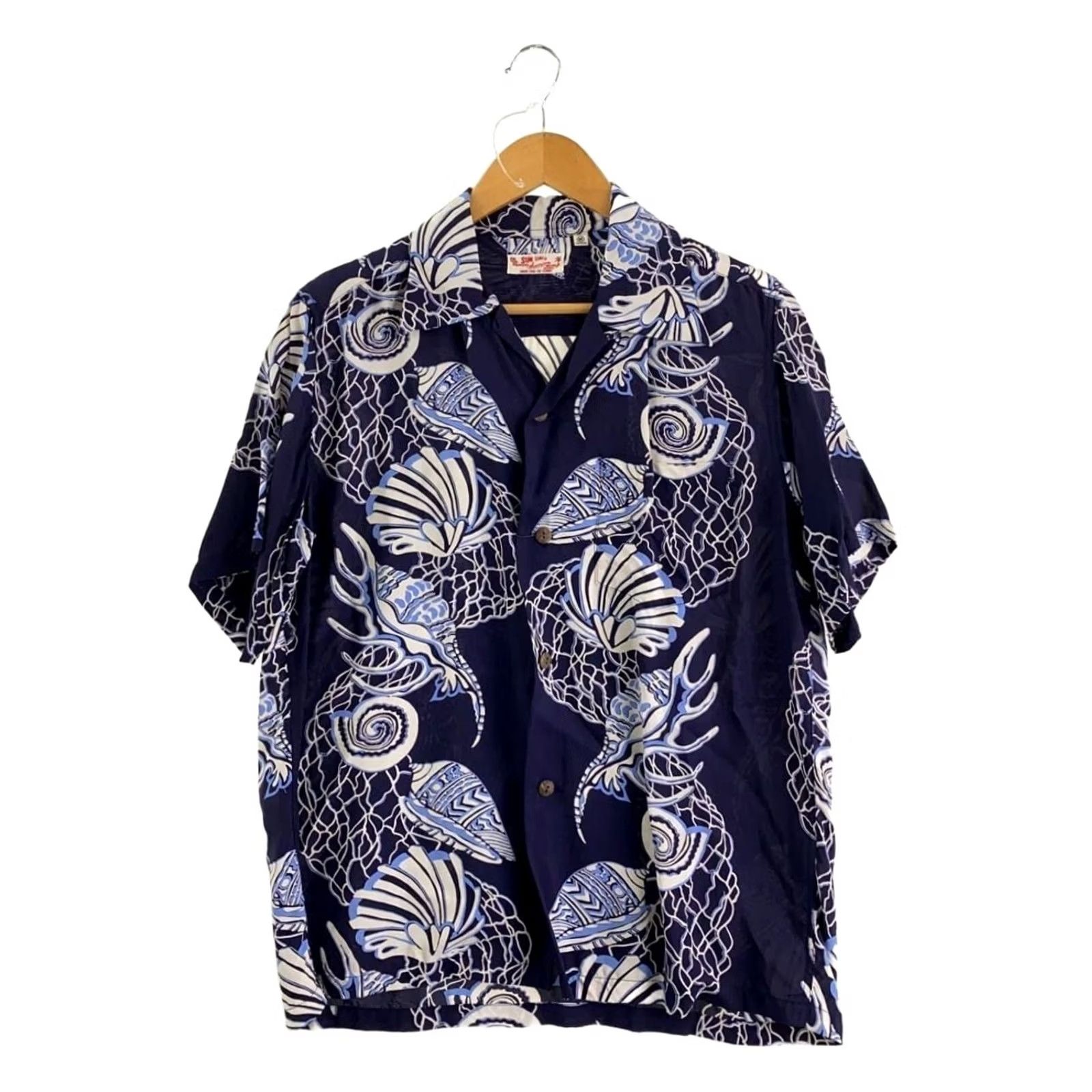 Sun Surf SUN SURF Aloha Shirt Size M Rayon Navy All-Over Print Net Seashells USED Men's Size US M / EU 48-50 / 2 - 2 Thumbnail
