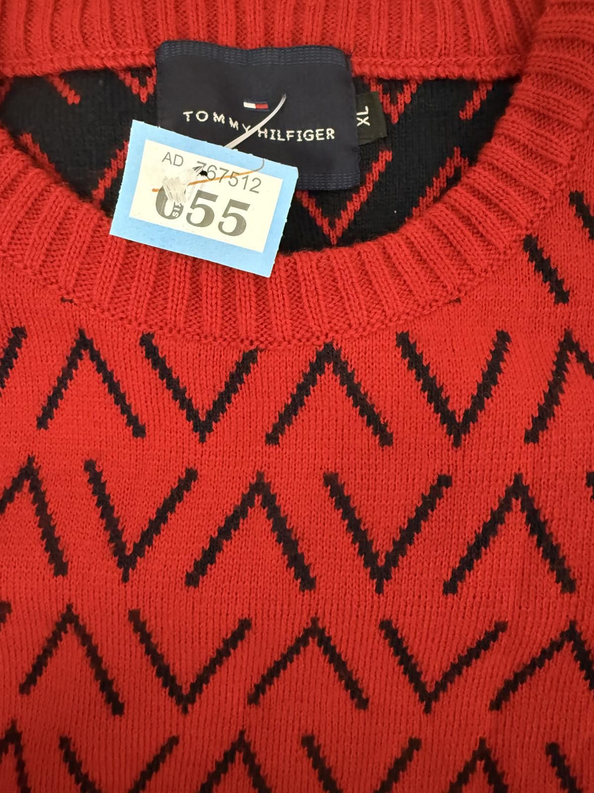 Tommy Hilfiger Tommy Hilfiger Red and Black Patterned Sweater XL Size US XL / EU 56 / 4 - 2 Thumbnail
