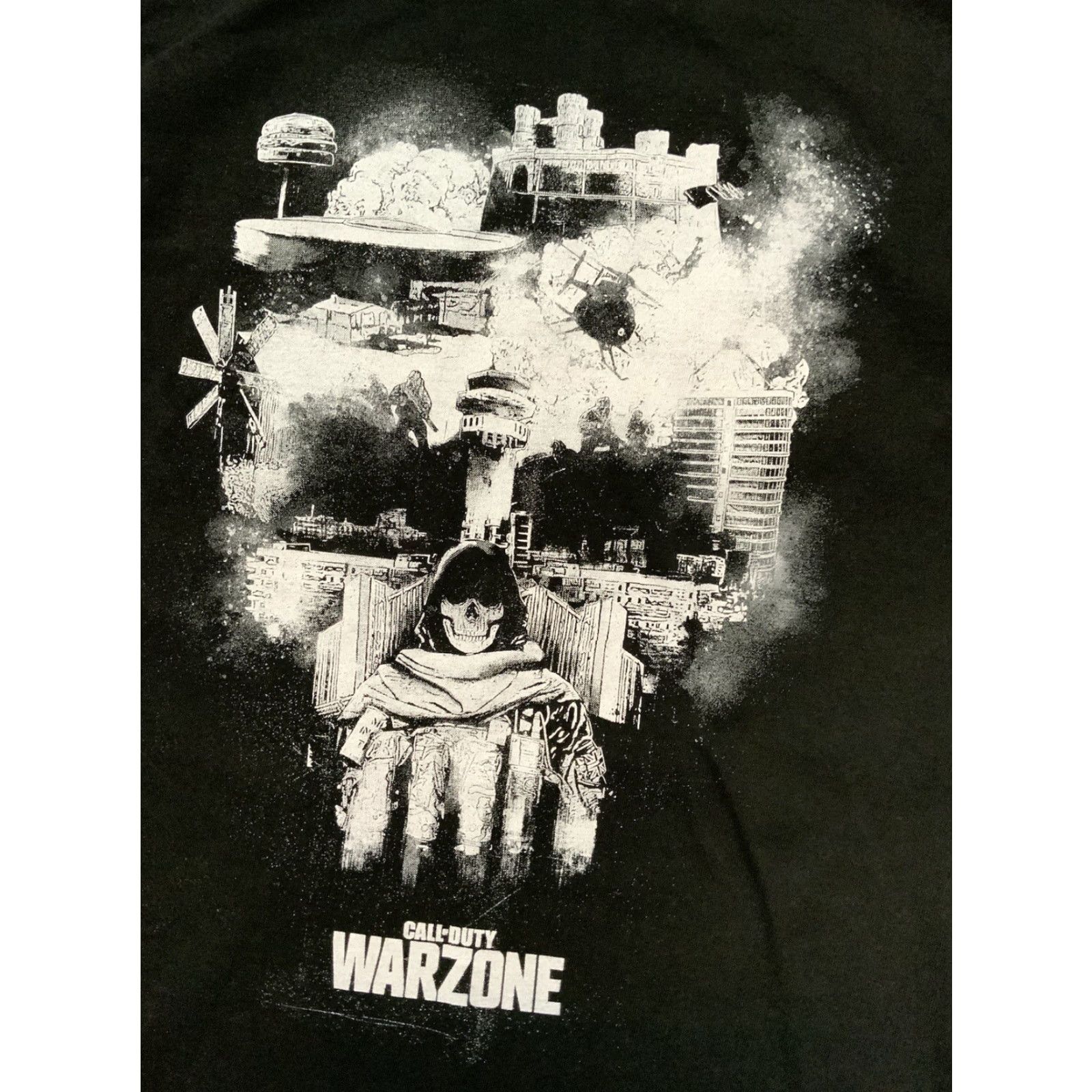 Vintage Call Of Duty Warzone Skull Video Game Official Burger Town Black T-Shirt M Size US M / EU 48-50 / 2 - 5 Thumbnail