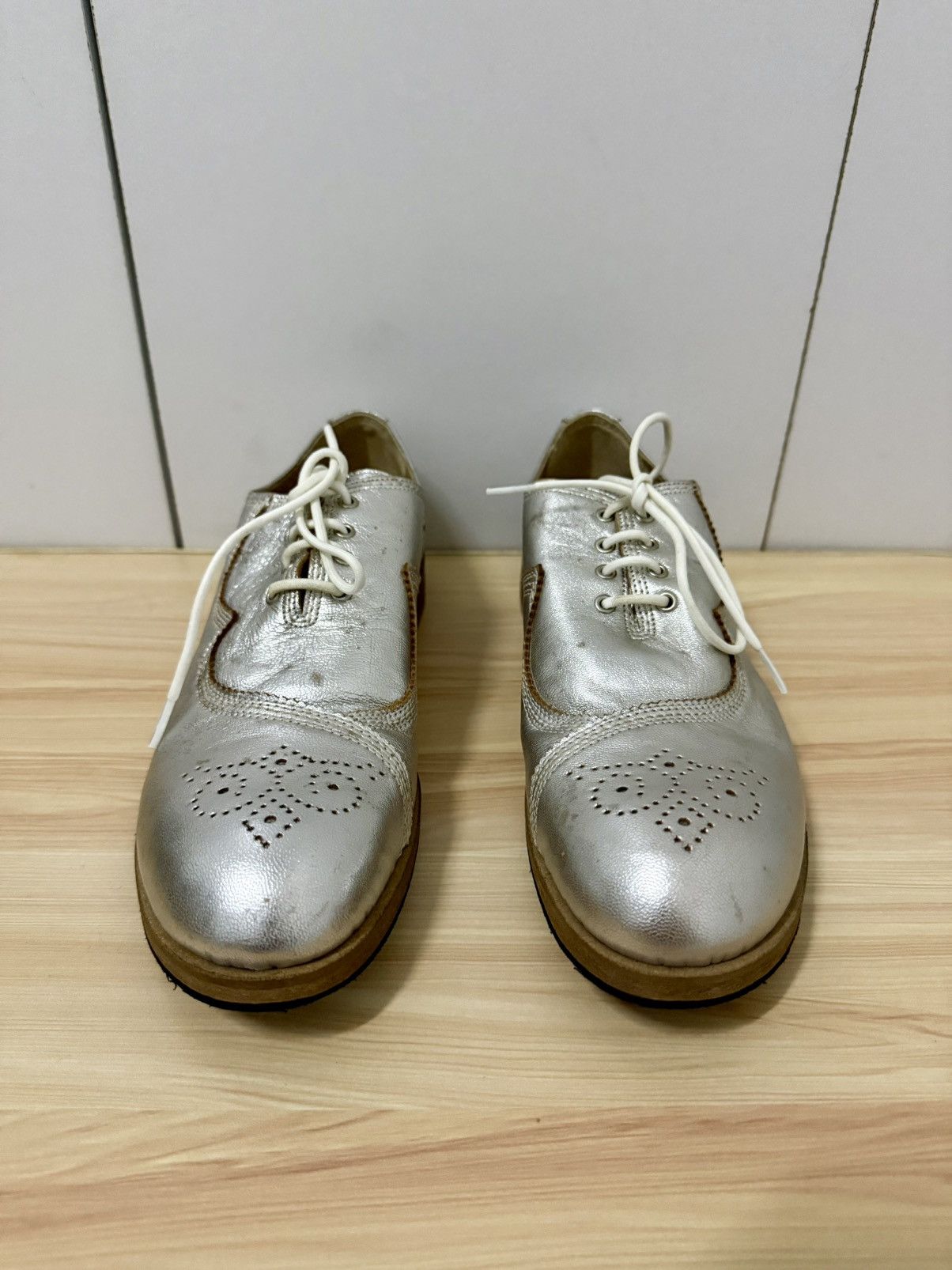 Yohji Yamamoto Kayo Nakamura x Yohji Yamamoto Silver Metallic Brogues shoes Size US 5 / EU 37 - 5 Thumbnail