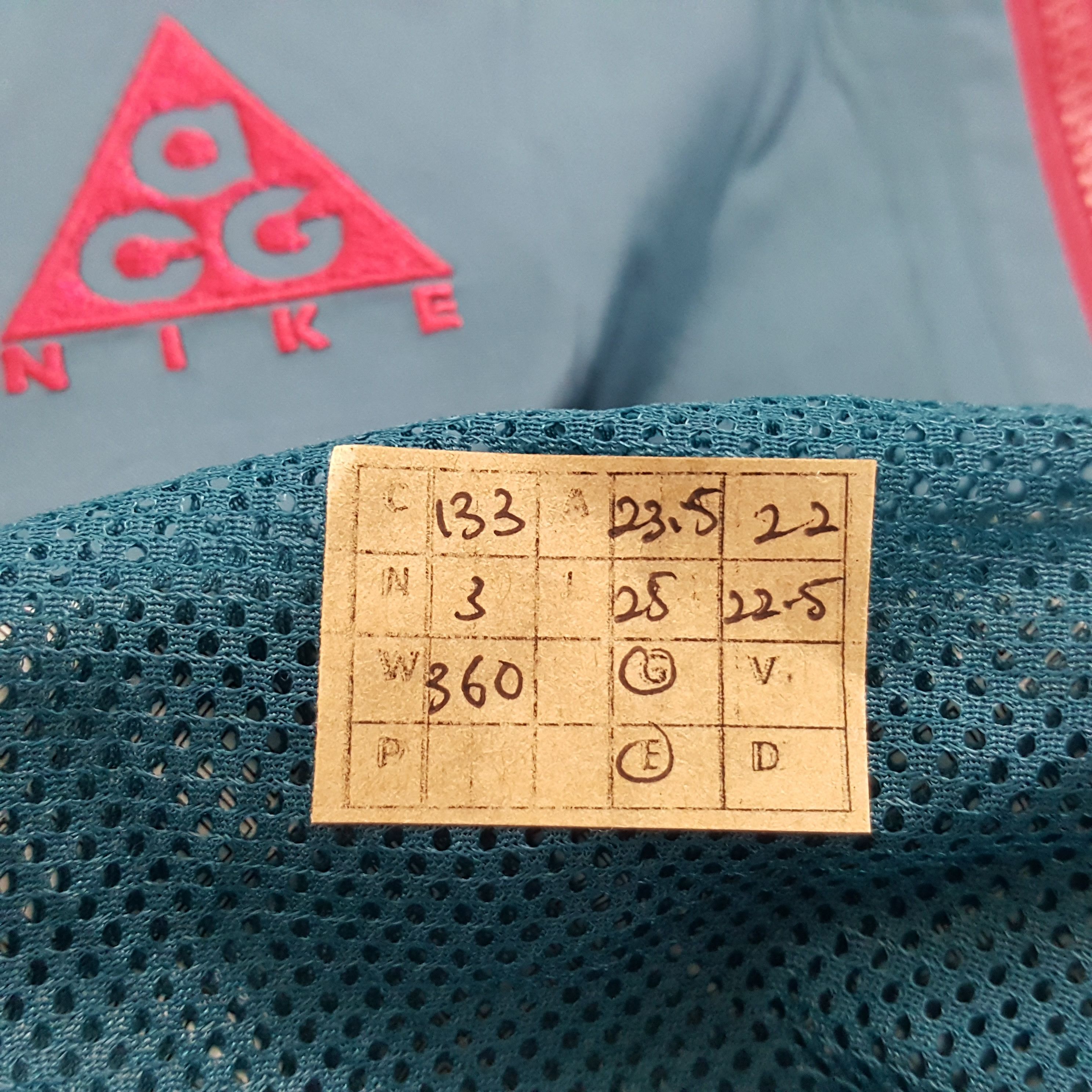 Nike ACG × Vintage Nike ACG All Condition Gear Windbreaker Jacket Size US L / EU 52-54 / 3 - 12 Thumbnail