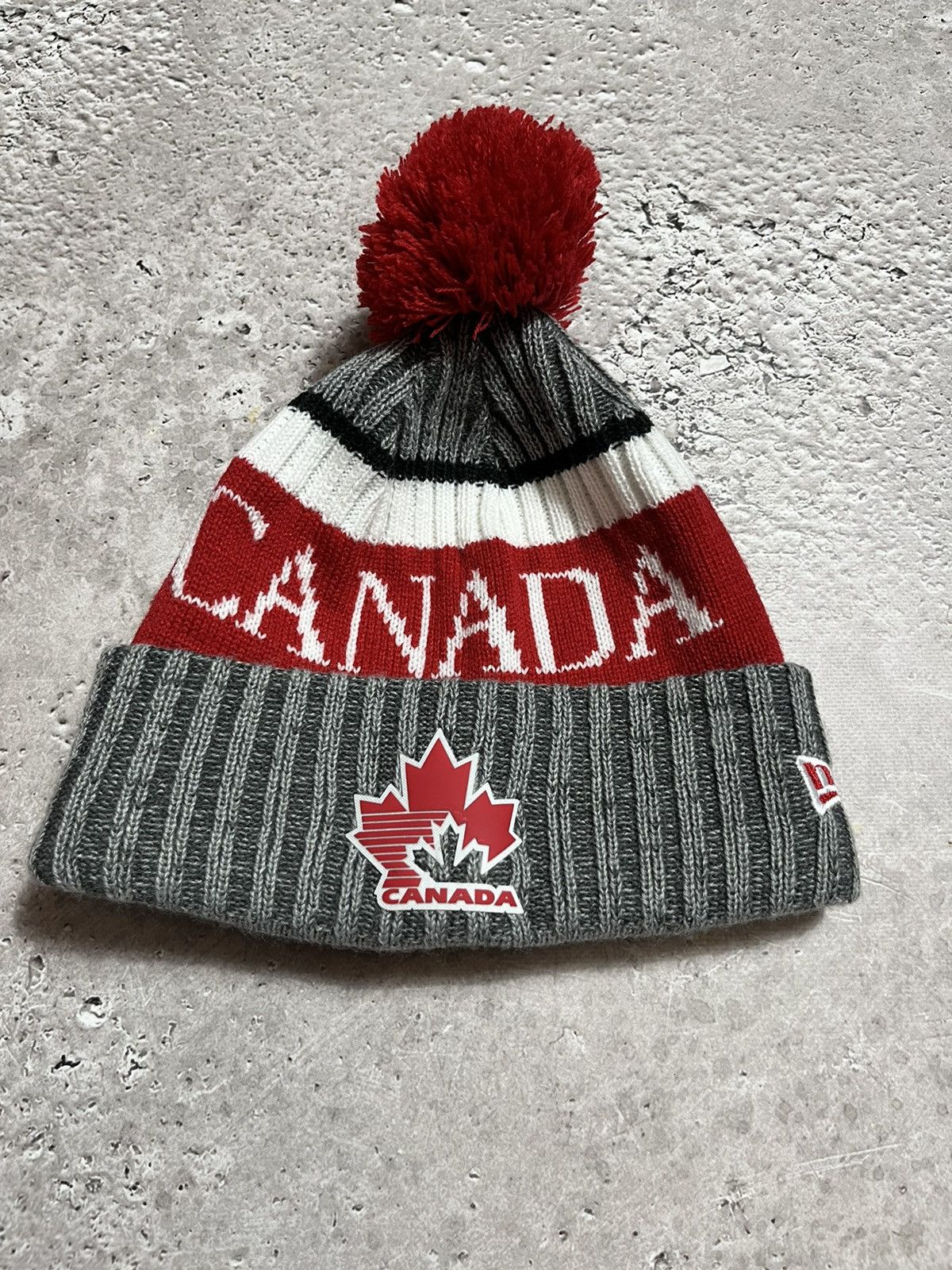 New Era New Era Canada Olympic Game Hat with a pom-pom Size ONE SIZE - 7 Thumbnail