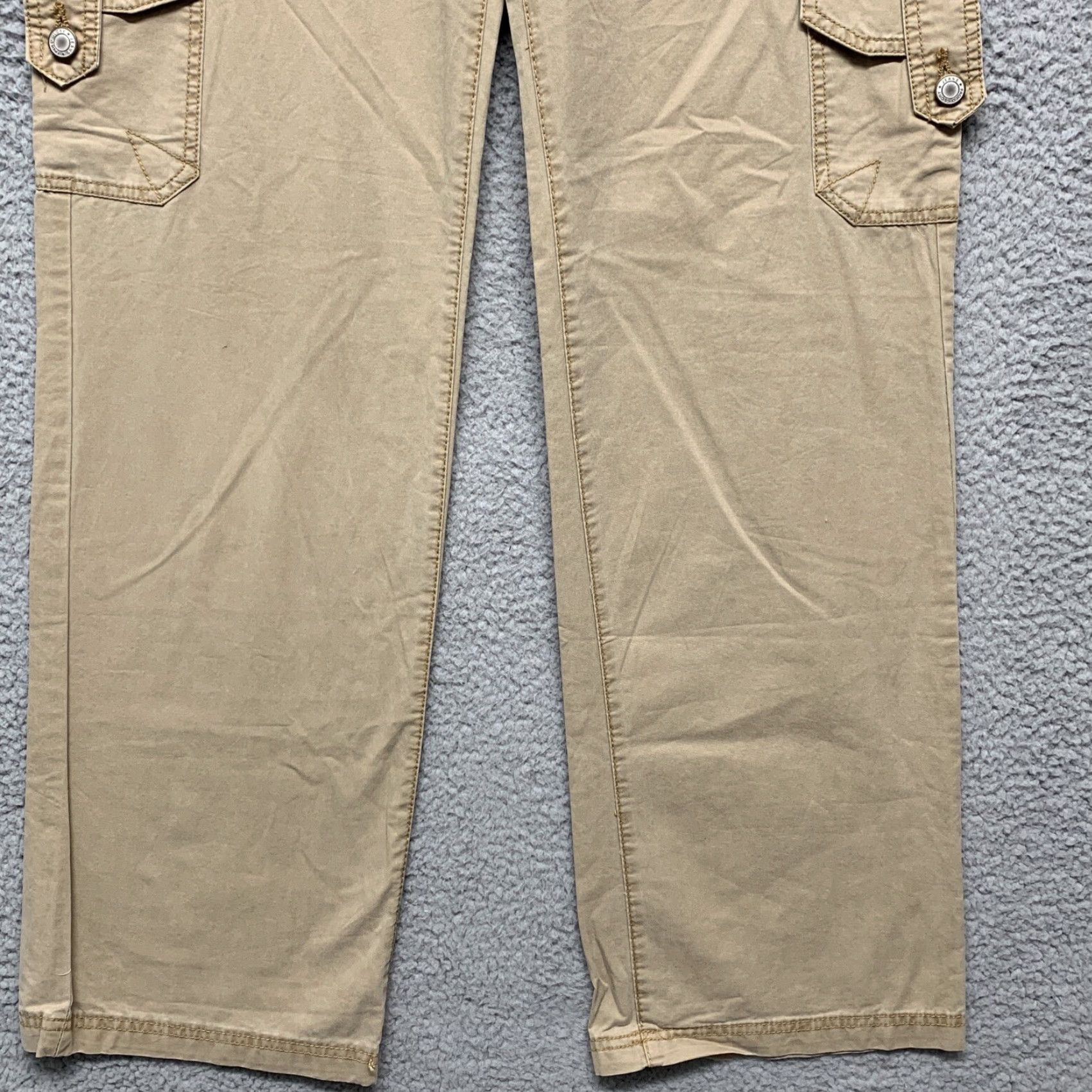 Faded Glory Faded Glory Pants Missy 6 Cargo Mid-Rise Sequins Tan Relaxed Straight NWT Size 28" / US 6 / IT 42 - 3 Thumbnail