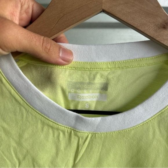 Reebok NWT REEBOK WOMEN’S CORE IO YELLOW T-SHIRT SZ SMALL S Size S / US 4 / IT 40 - 5 Thumbnail