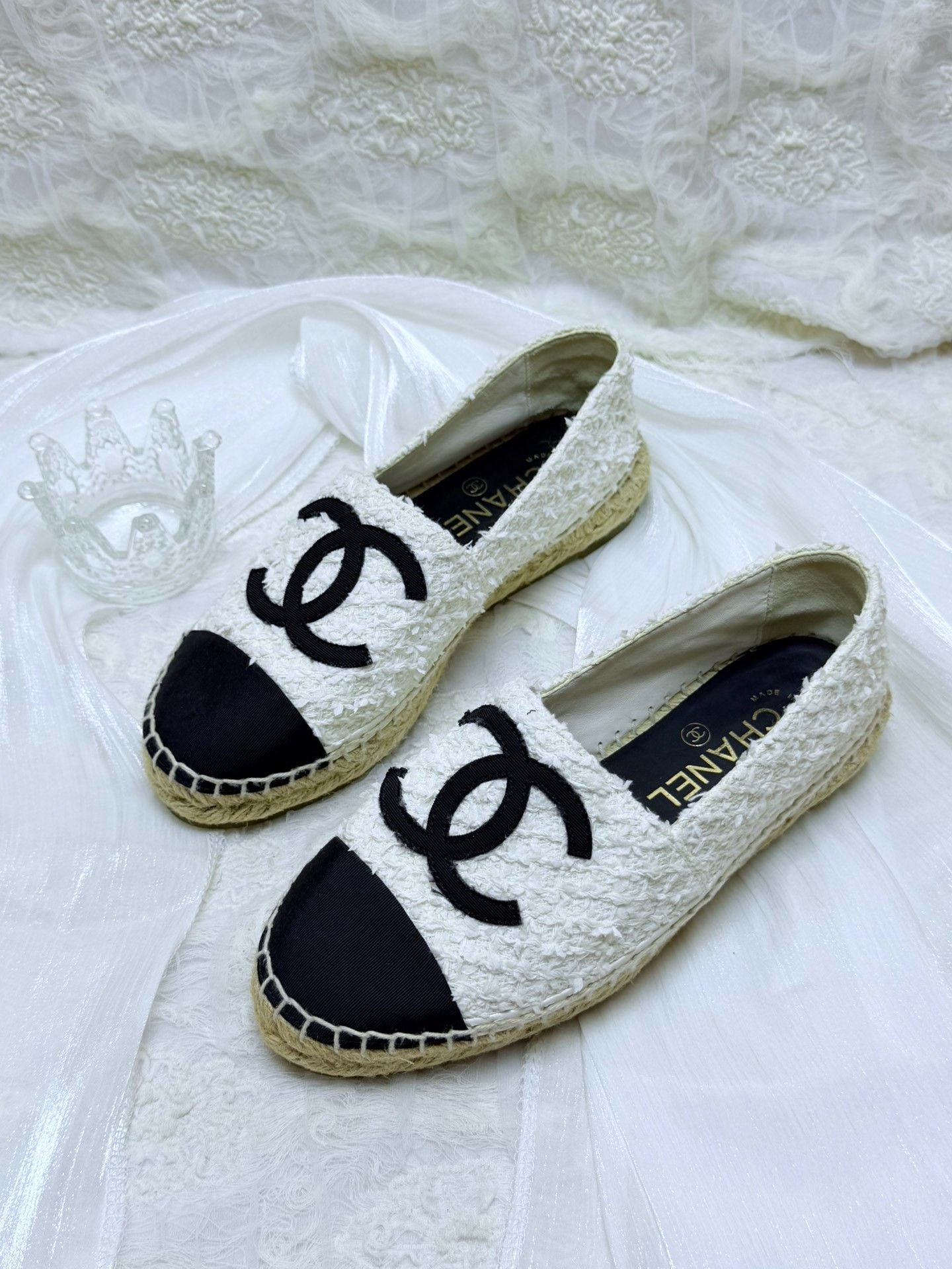 Chanel Chanel Black Lowtop Sneakers us_5 Women Size US 5 / IT 35 - 1 Thumbnail