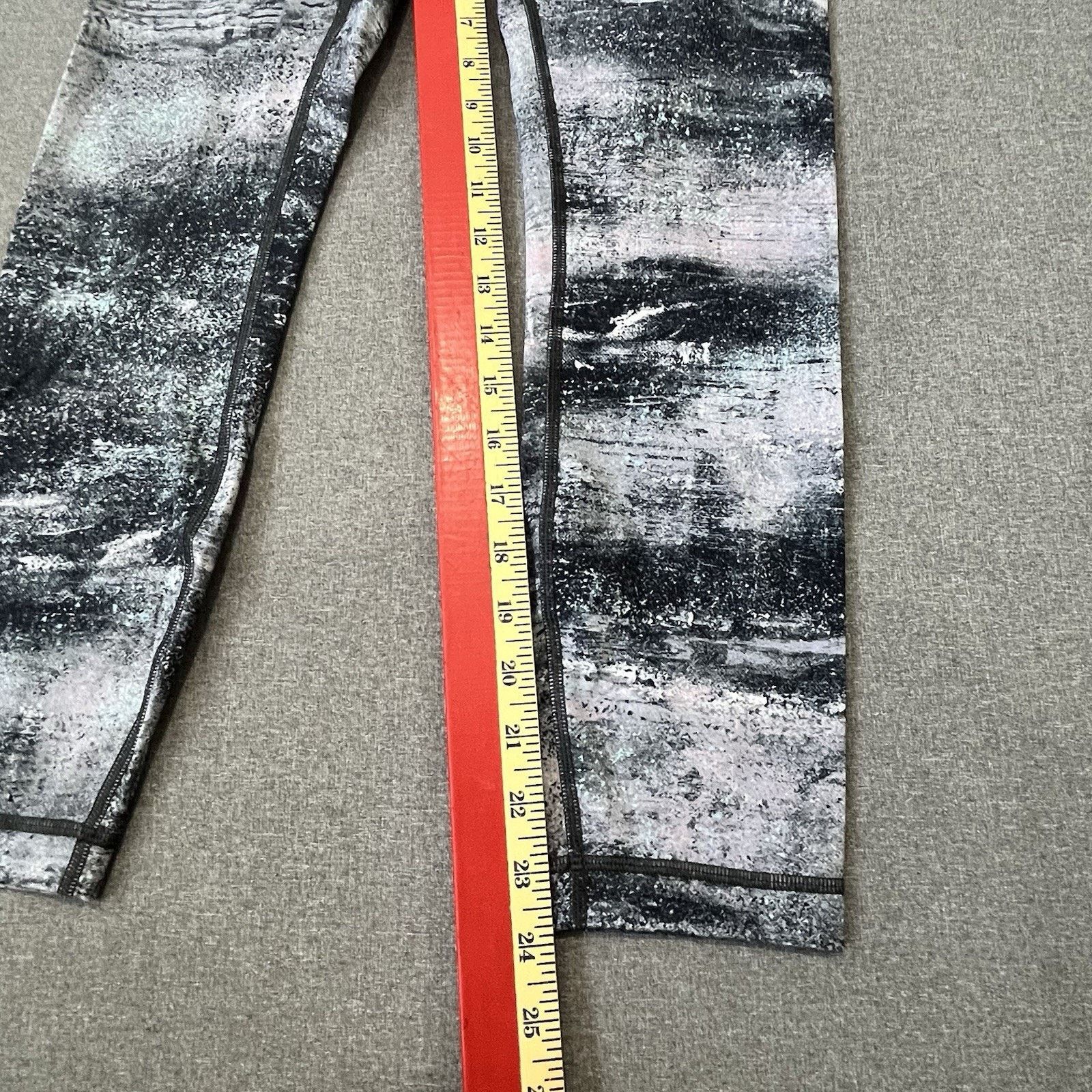 Lululemon Lululemon Women’s Wunder Under HR Tight F UHML Size 6 Size 28" / US 6 / IT 42 - 5 Thumbnail