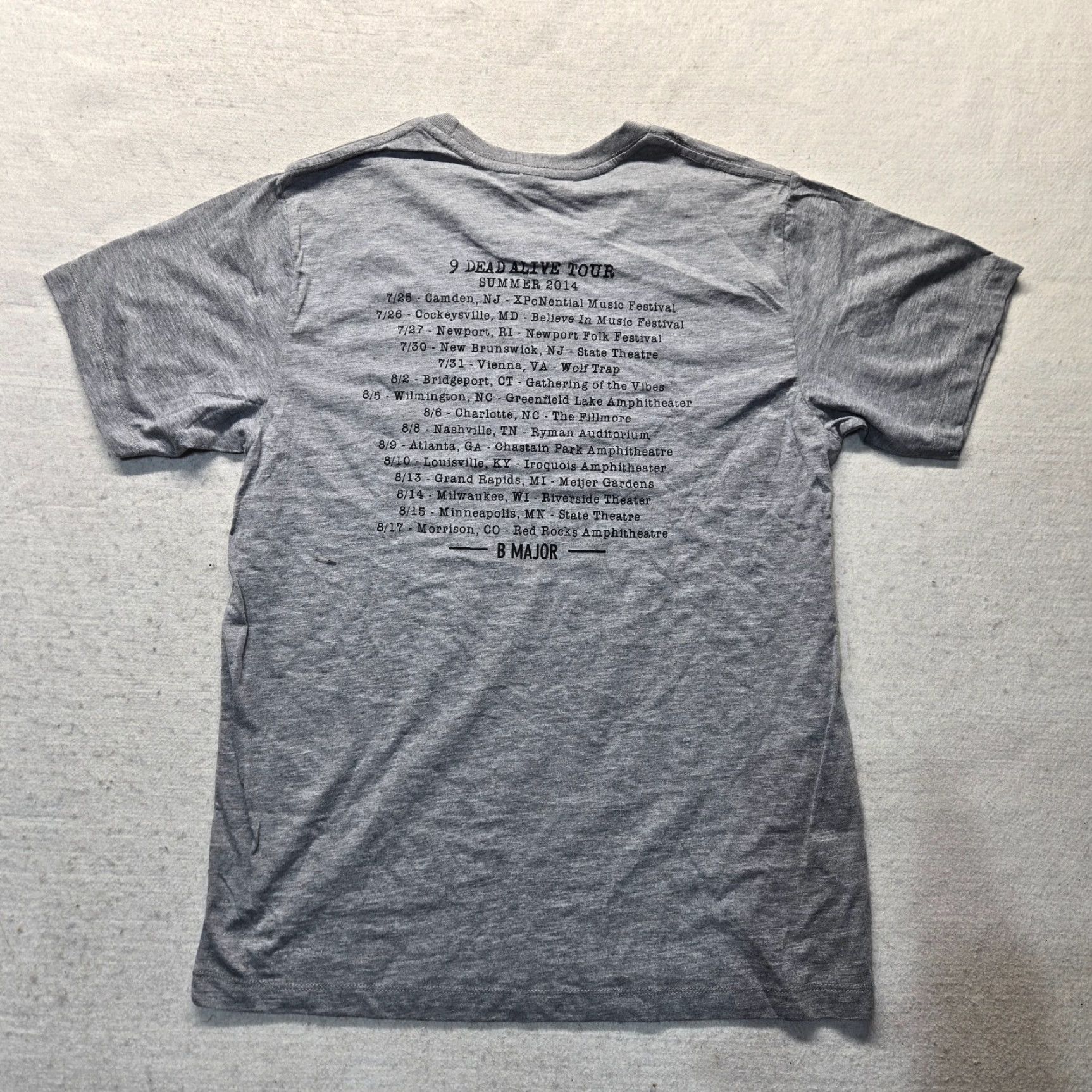 Vintage RODRIGO Y GABRIELA Concert Shirt US 2014 Gray Adult Large T-Shirt Graphic Tee Band Memorabilia Size US L / EU 52-54 / 3 - 6 Thumbnail