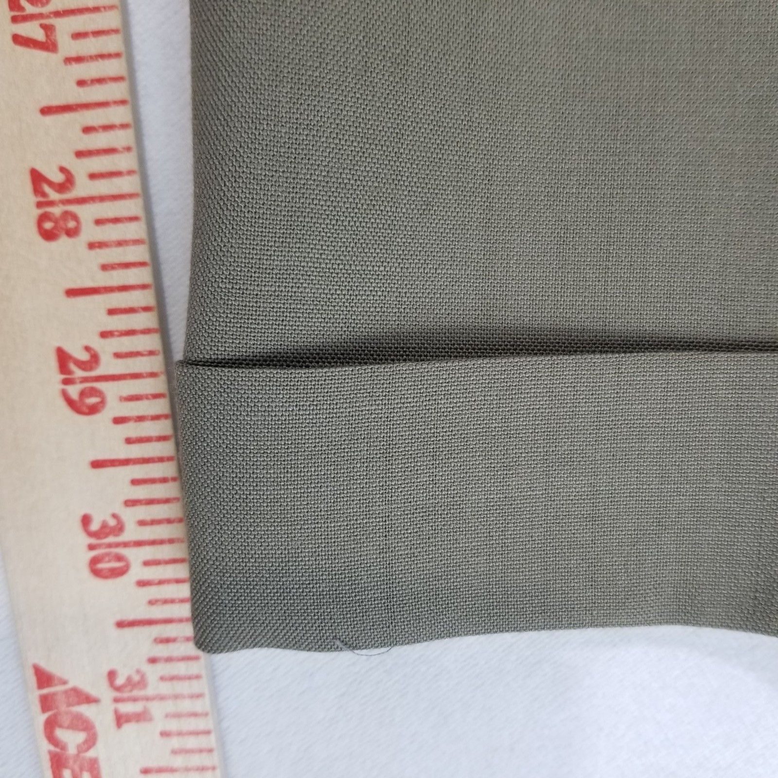 L.L. Bean LL Bean Pants Mens 36 Pleated Cuffed Made in USA Trousers Size US 36 / EU 52 - 9 Thumbnail