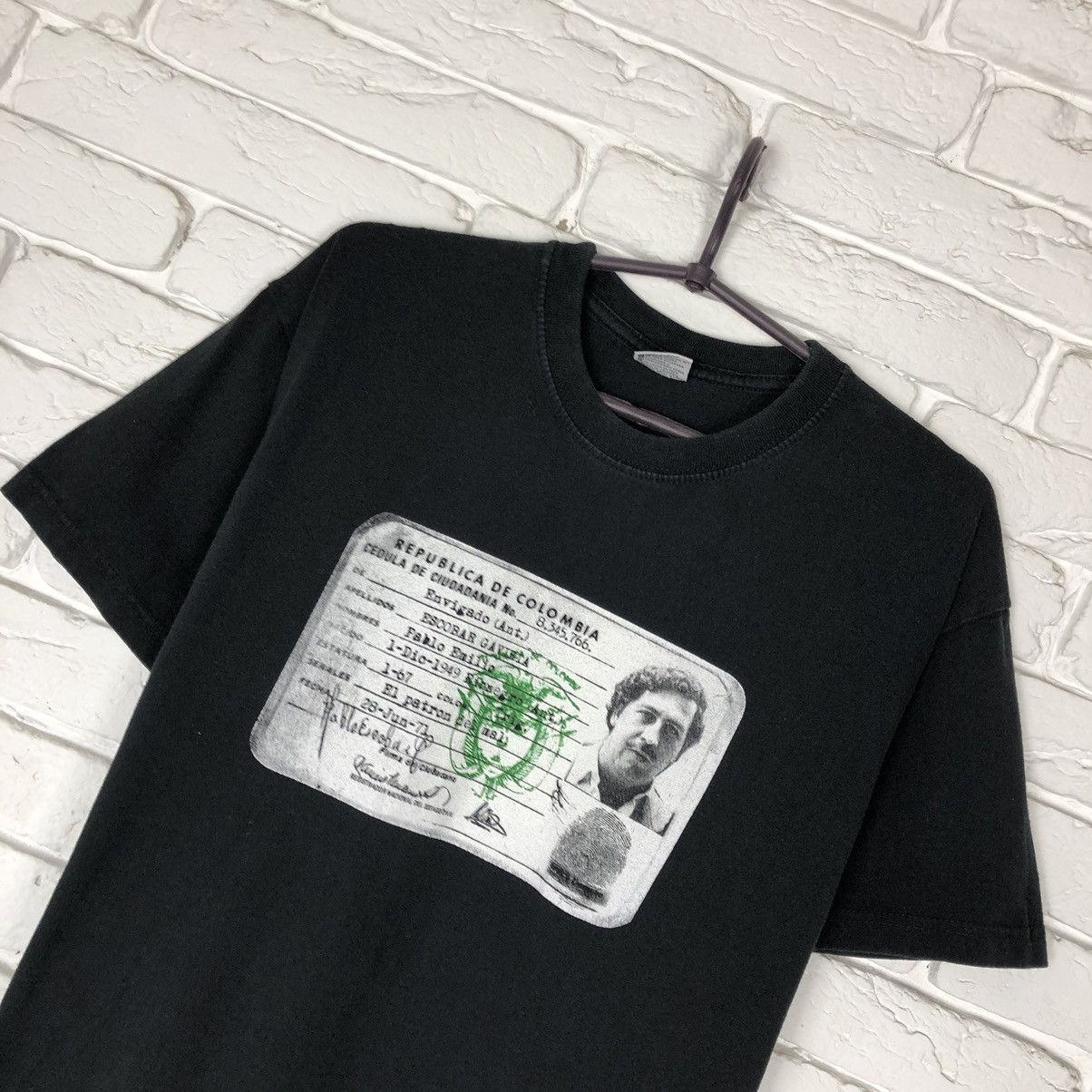 Vintage Pablo Escobar promo tee t shirt Size US L / EU 52-54 / 3 - 2 Thumbnail