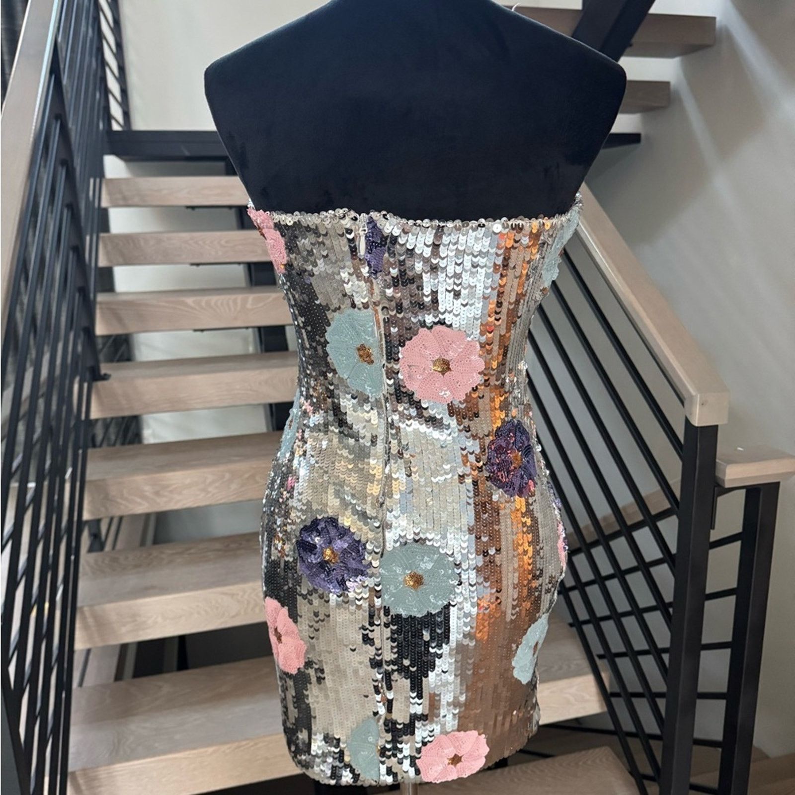 Other Elegant Strapless Sequin Dress with Floral Patterns size XS Size XS / US 0-2 / IT 36-38 - 6 Thumbnail