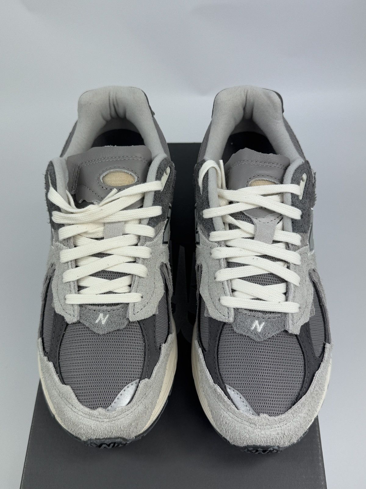 New Balance NEW BALANCE 2002R SNEAKERS Size US 7.5 / EU 40-41 - 4 Thumbnail