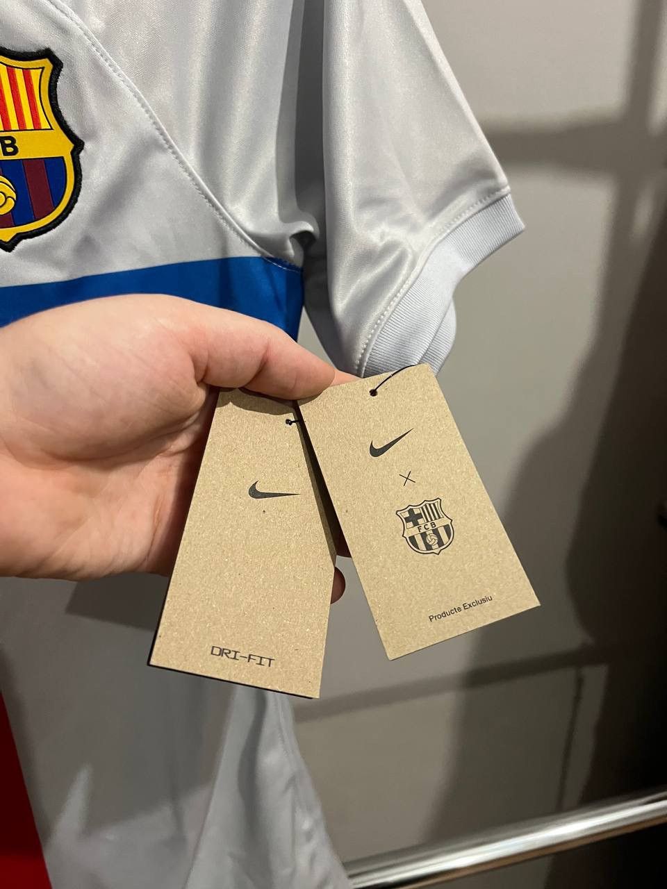 Nike NEW 2022/23 BARCELONA FC THIRD SOCCER JERSEY FOOTBALL SHIRT Size US S / EU 44-46 / 1 - 9 Thumbnail