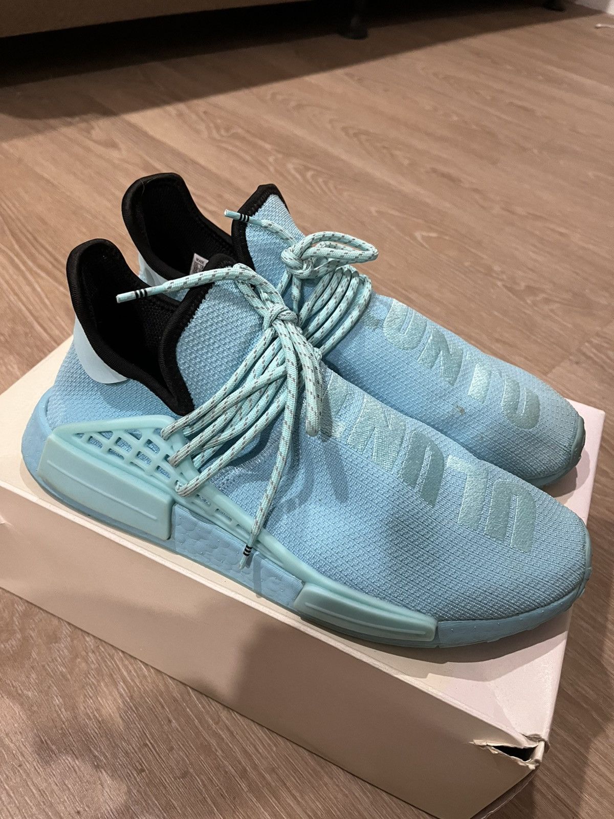 Adidas × Pharrell Adidas human race Size US 12 / EU 45 - 3 Thumbnail