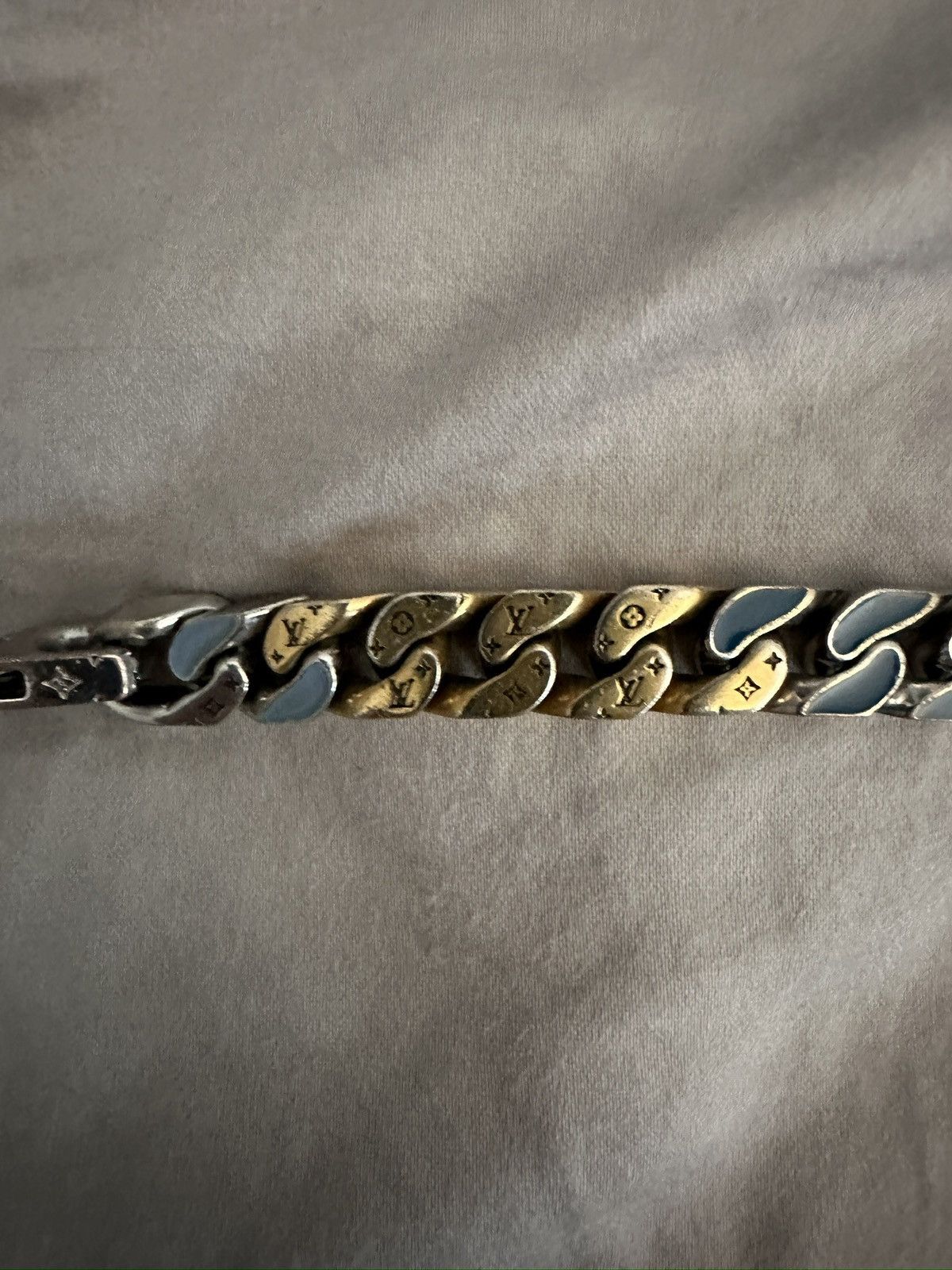 Louis Vuitton × Virgil Abloh Louis Vuitton Chain Links Patches Bracelet Size ONE SIZE - 7 Thumbnail