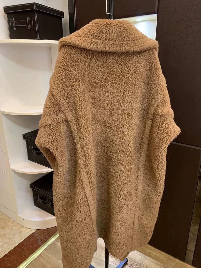 Max Mara Max Mara Teddy coat long Size XS / US 0-2 / IT 36-38 - 2 Thumbnail