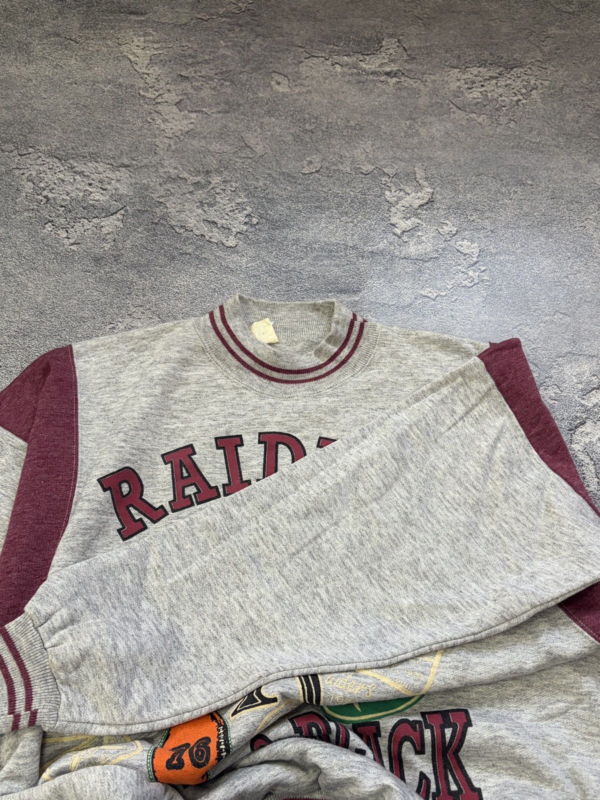 Vintage Vintage 90s LA Raiders Sweatshirt Silver & Black Italy M Size US M / EU 48-50 / 2 - 13 Thumbnail