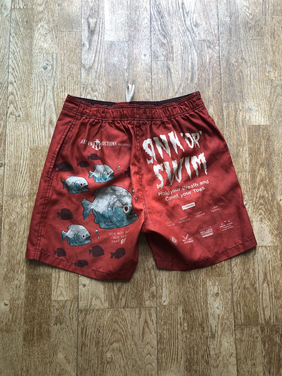 Vintage SINK OR SWIM JAWS MOVIE SURF SPORT SHORTS Size US 32 / EU 48 - 2 Thumbnail