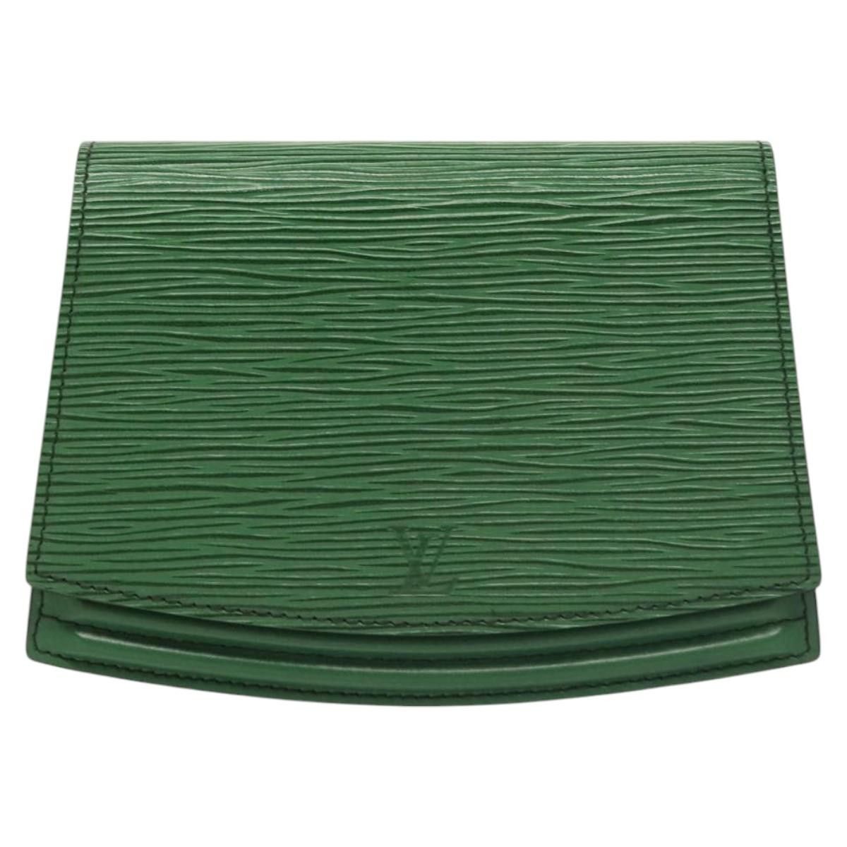 Louis Vuitton Tilsitt clutch